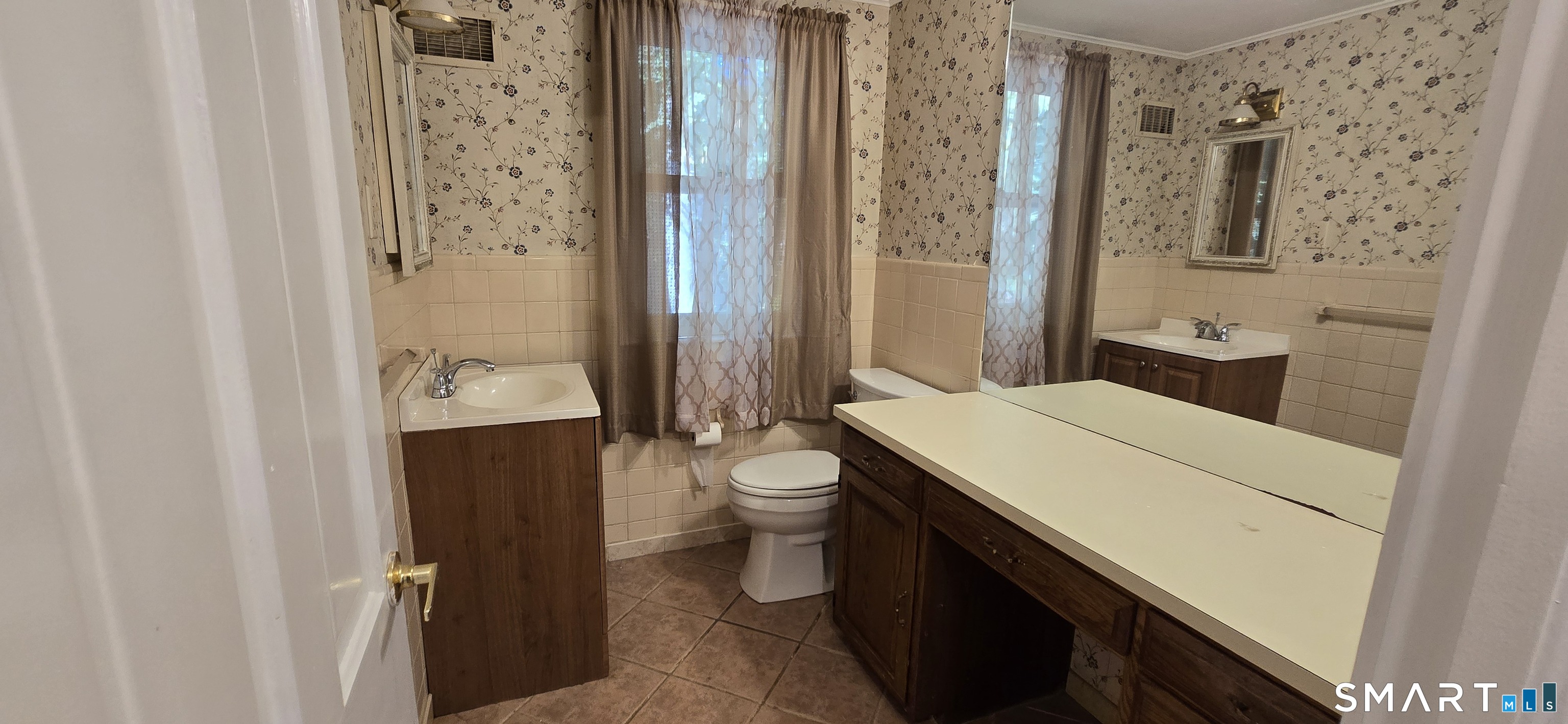 187 West Avon Road photo 30