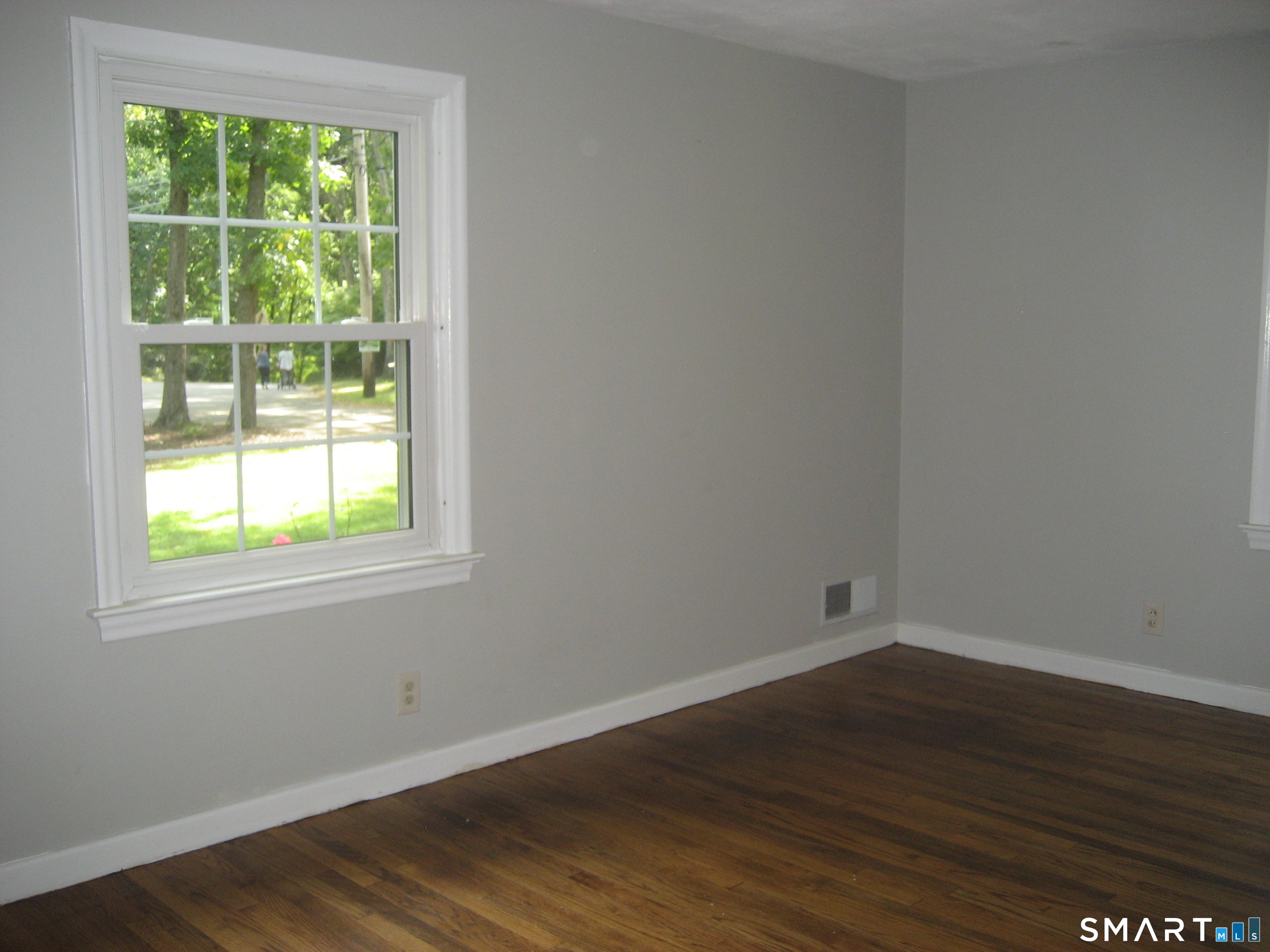 60 Mohegan Road photo 14