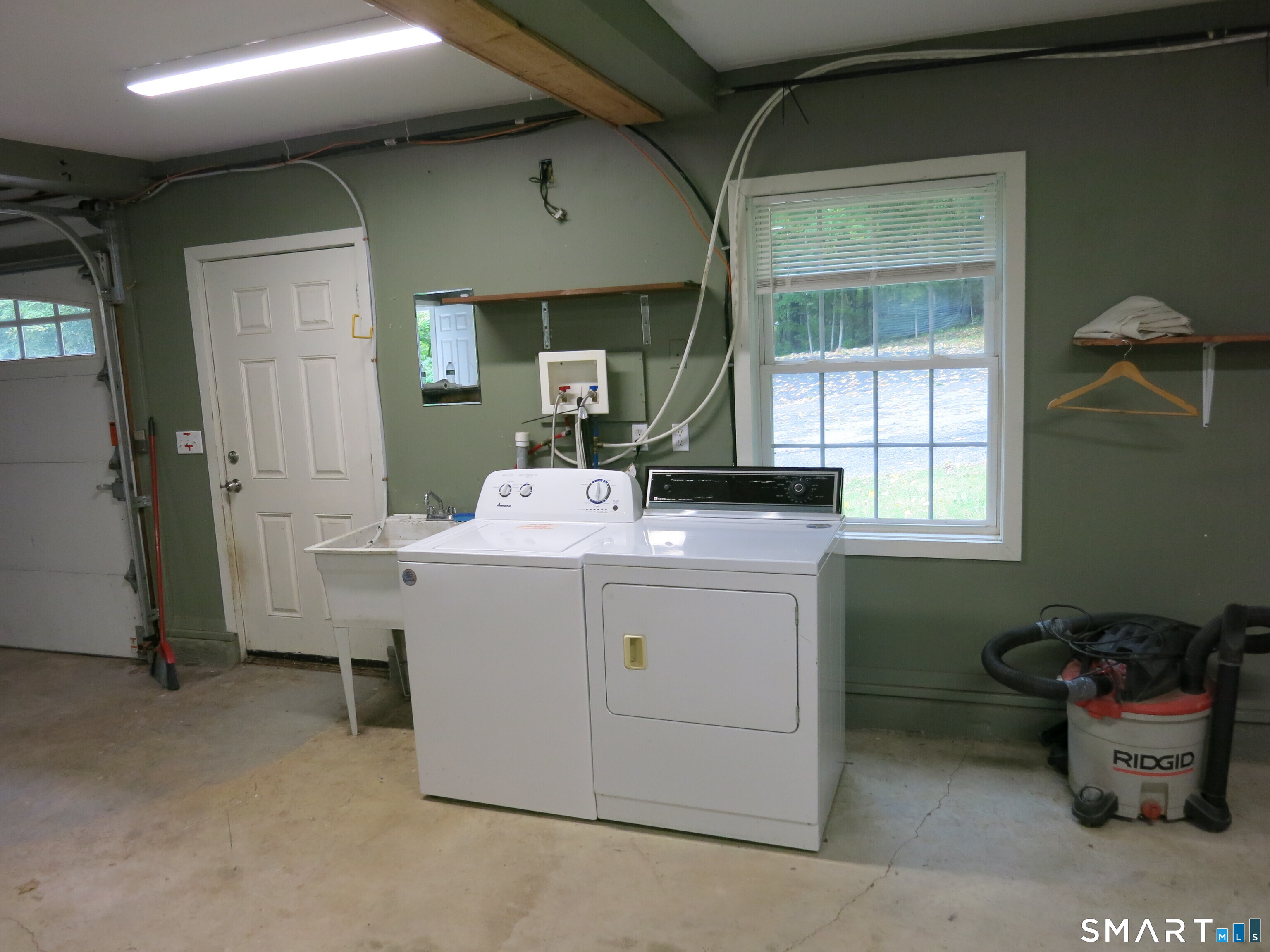 19 Moodus Leesville Road Unit #B photo 8