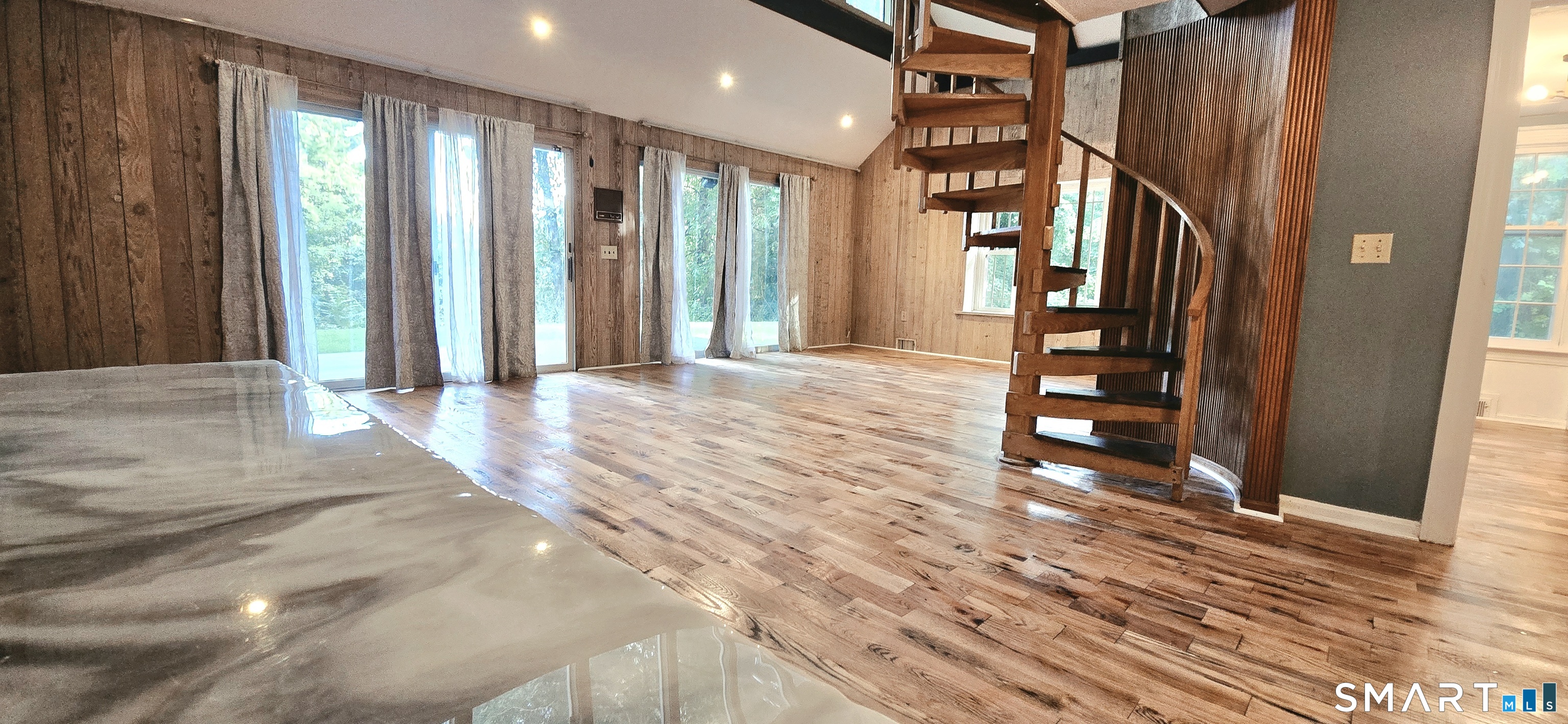 187 West Avon Road photo 16