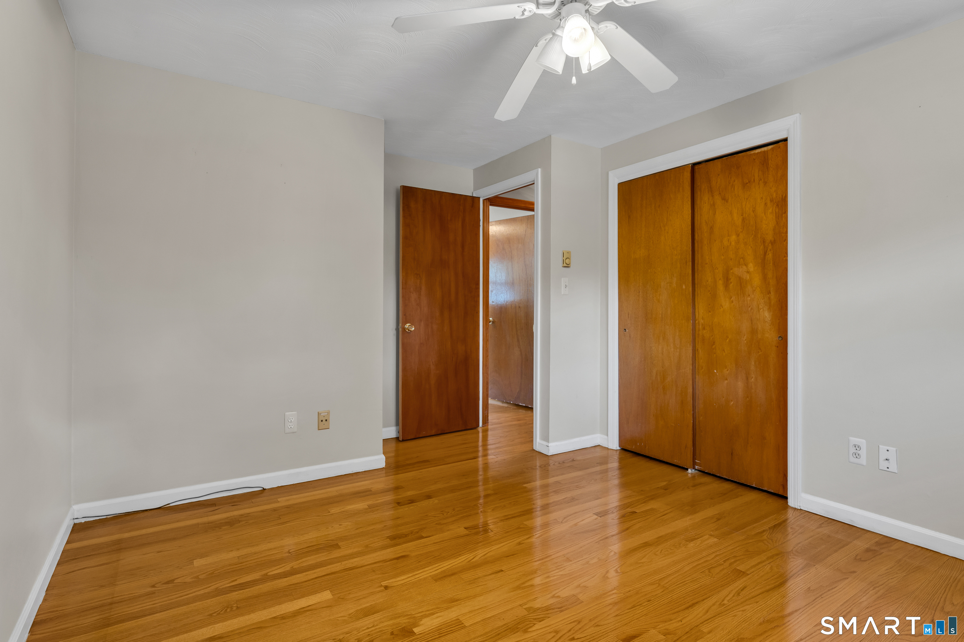 9 Robin Drive photo 25