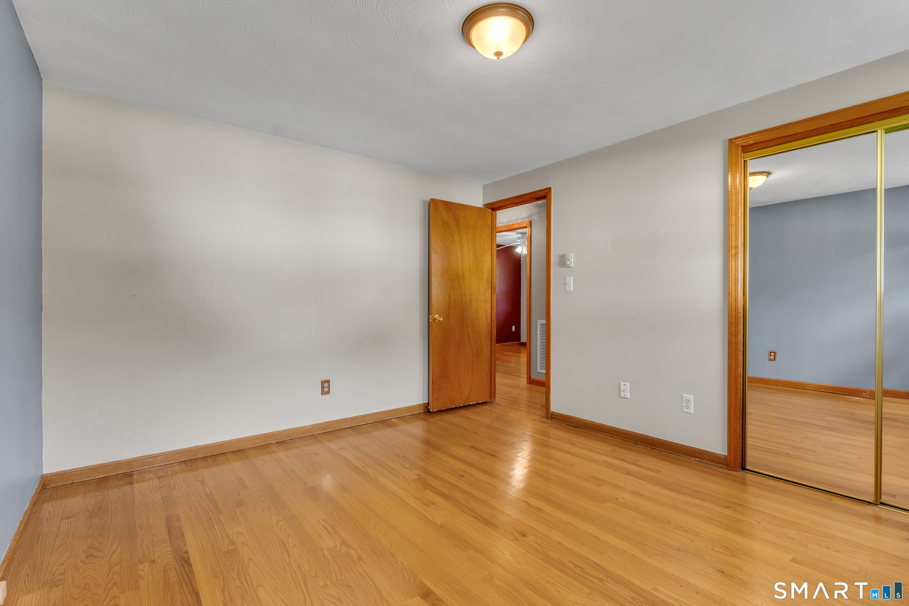 9 Robin Drive photo 27