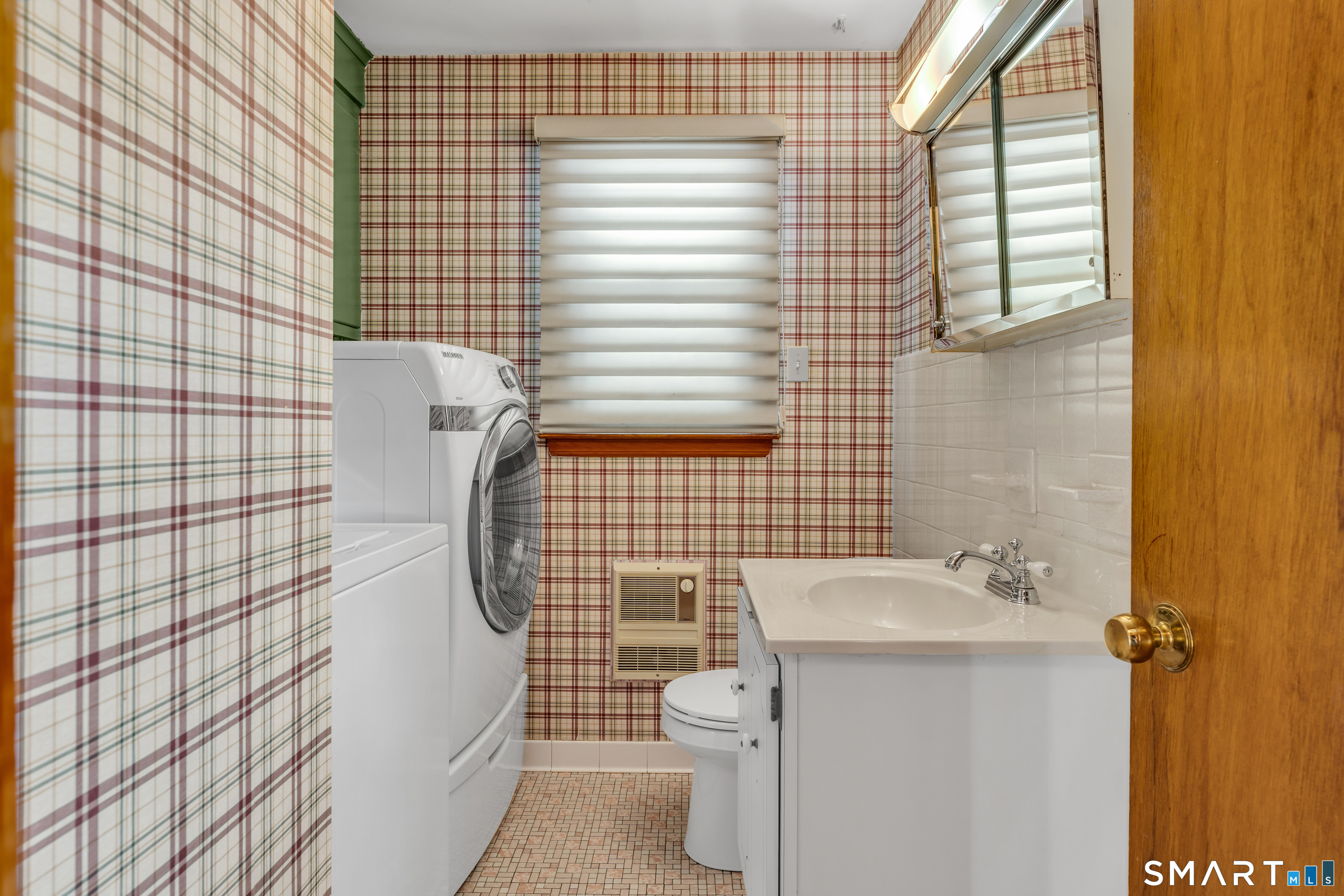 9 Robin Drive photo 12
