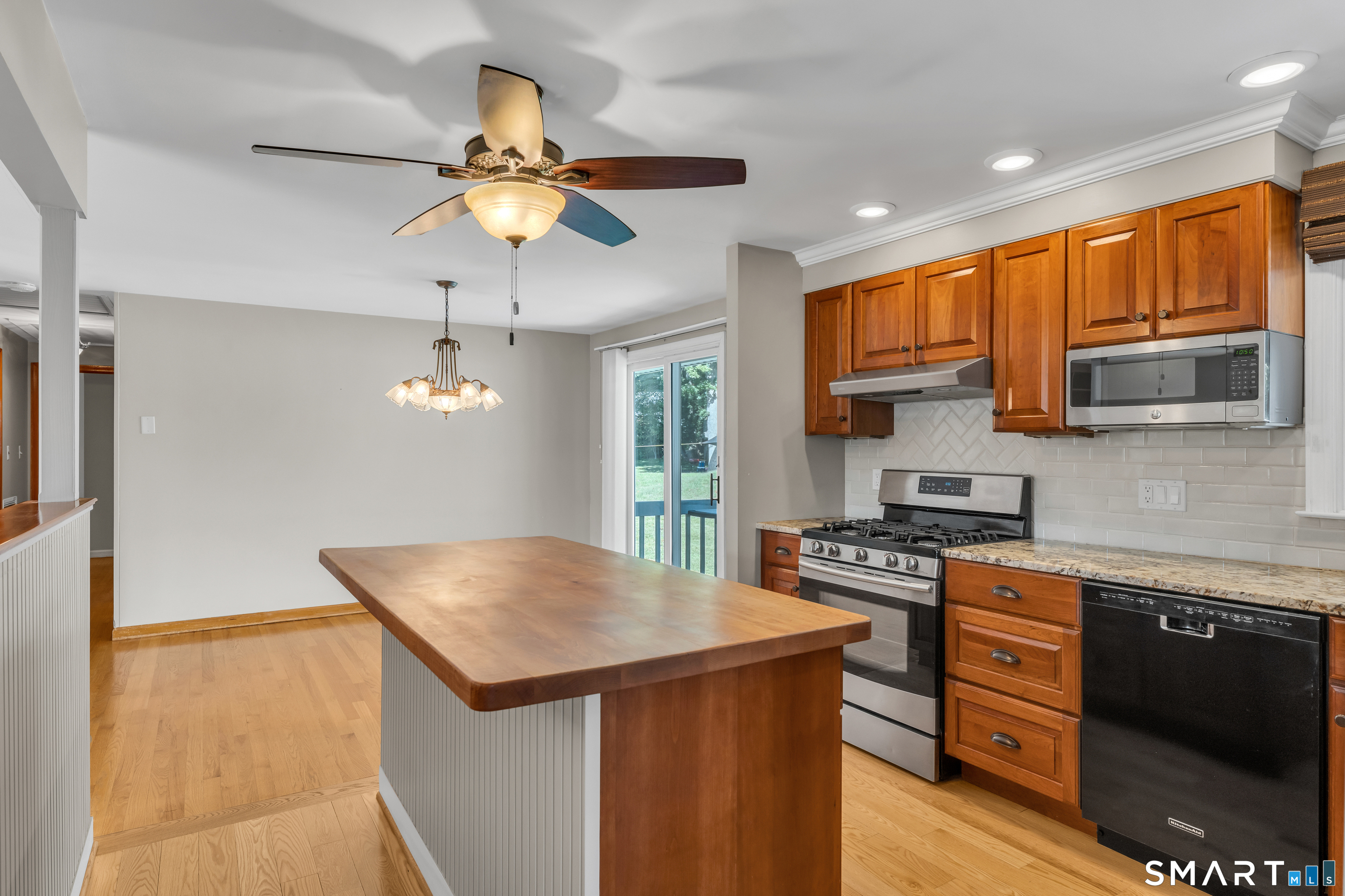 9 Robin Drive photo 10