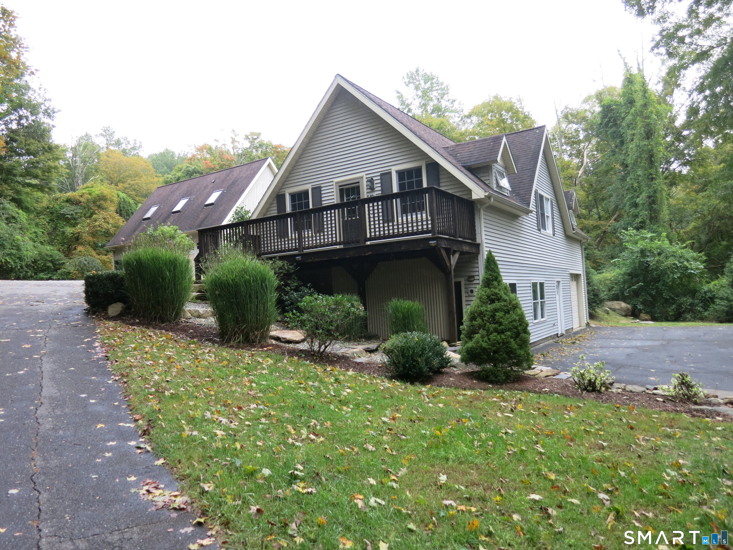 19 Moodus Leesville Road