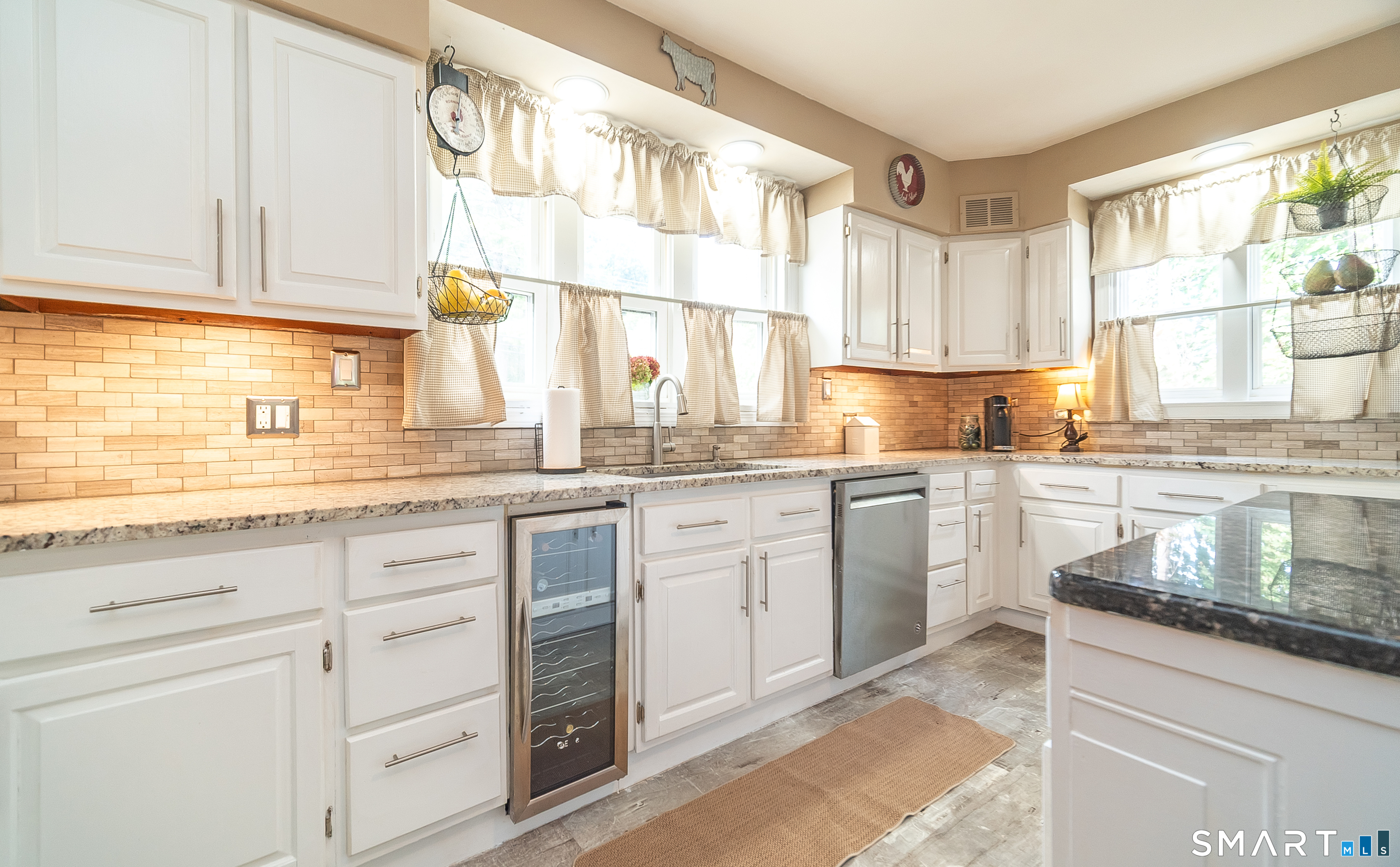 172 Kensington Avenue photo 11