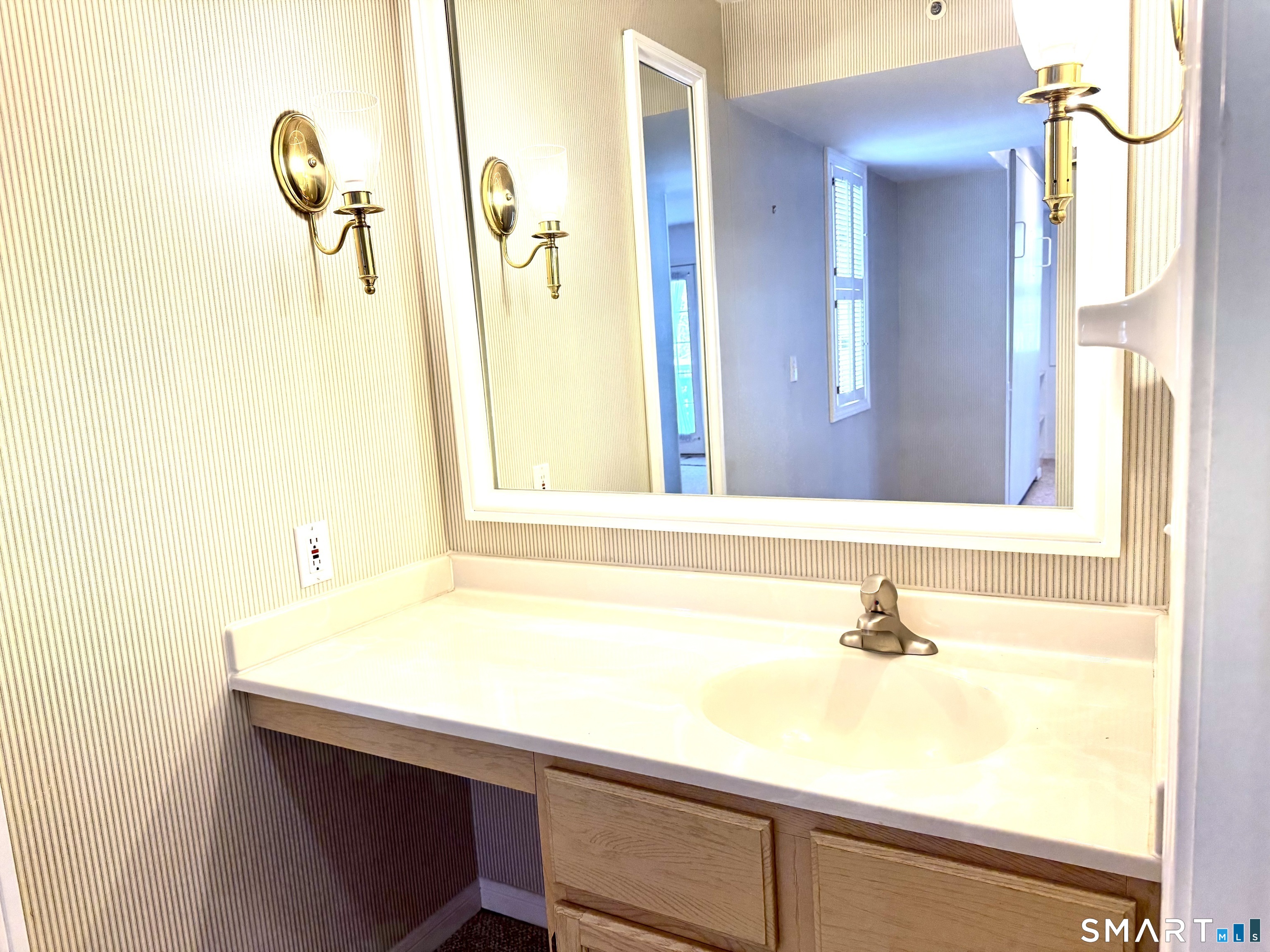 823 Old Pond Lane Unit #823 photo 10