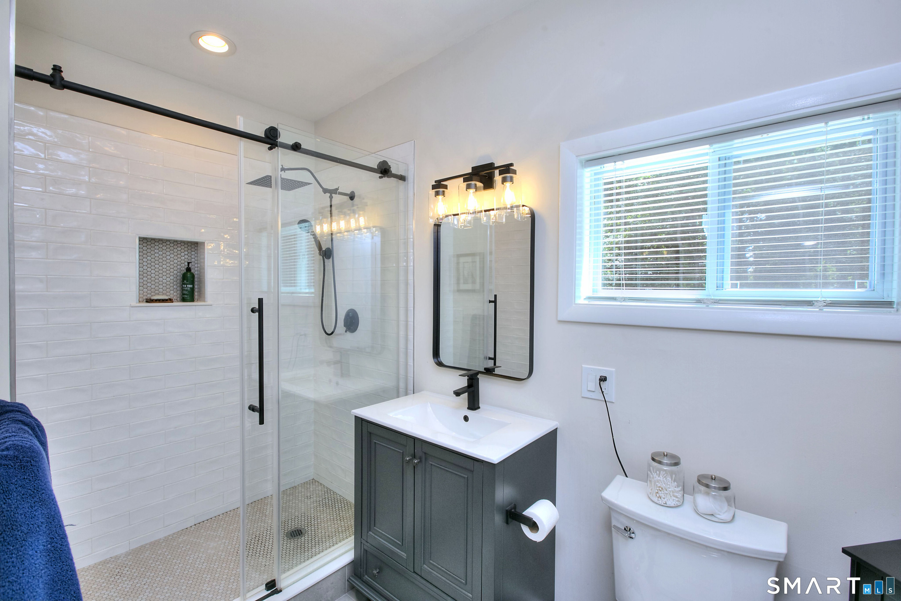 128 Linley Drive photo 38
