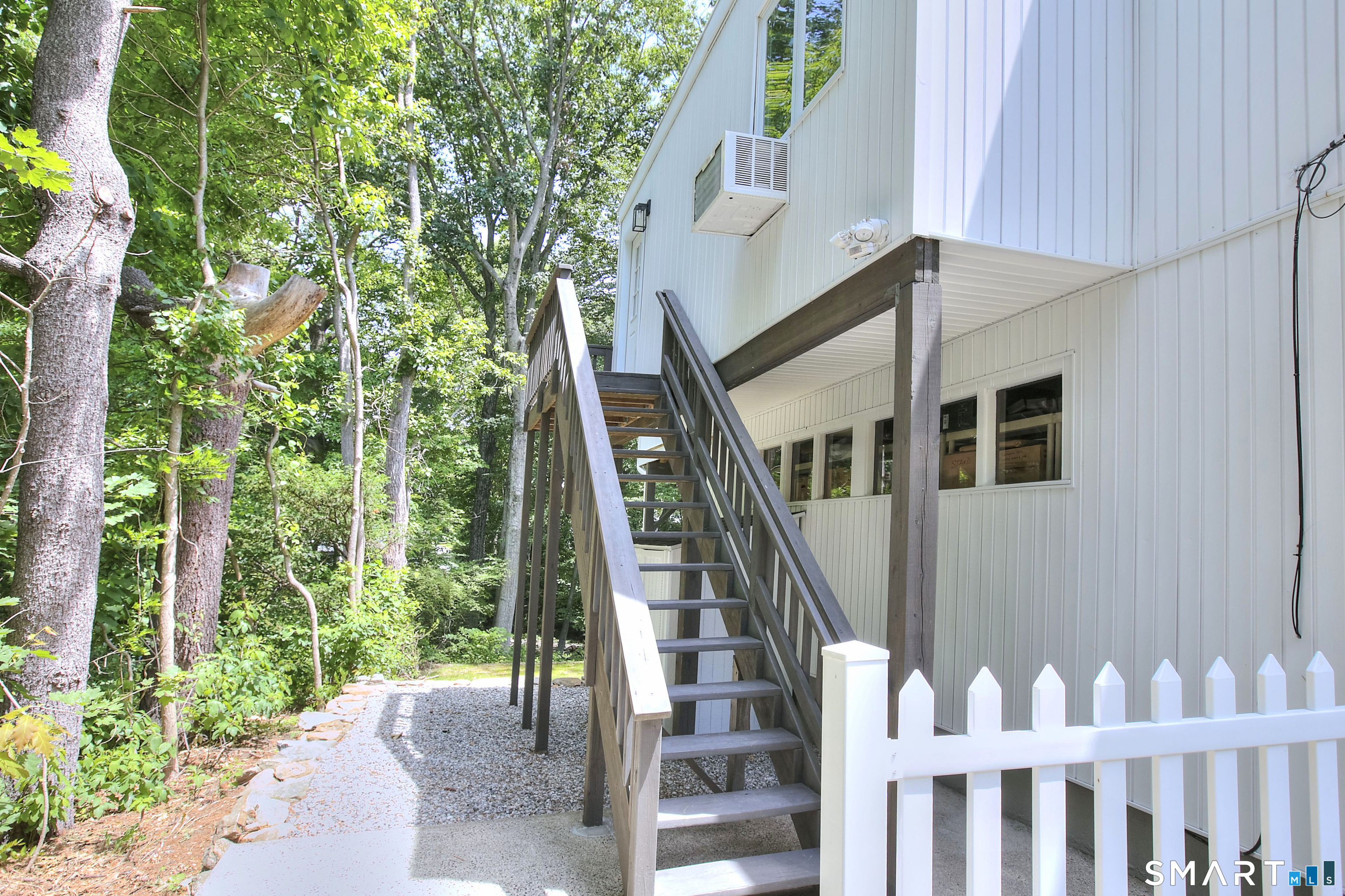 128 Linley Drive photo 34