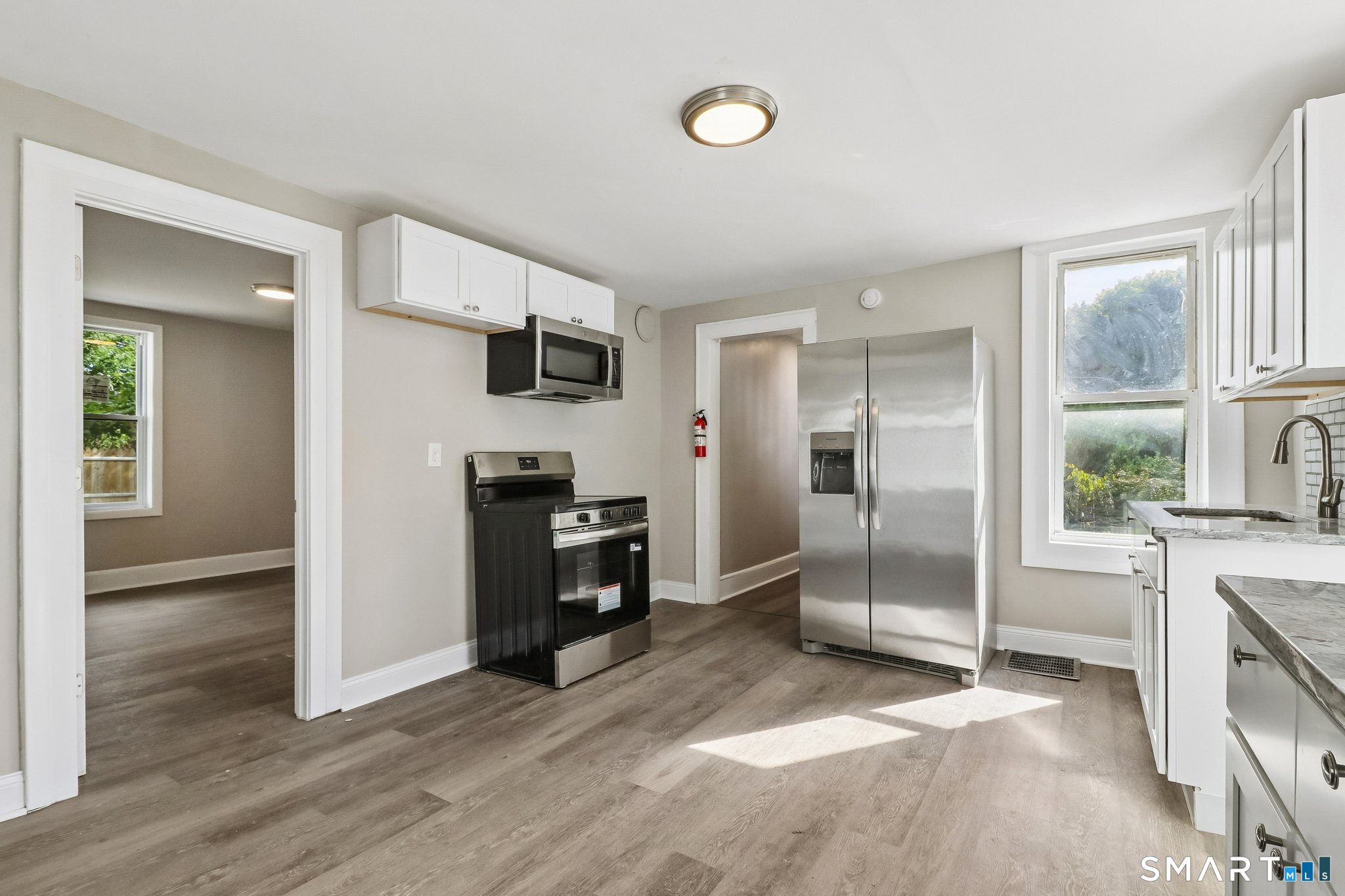 44 Burton Street photo 12