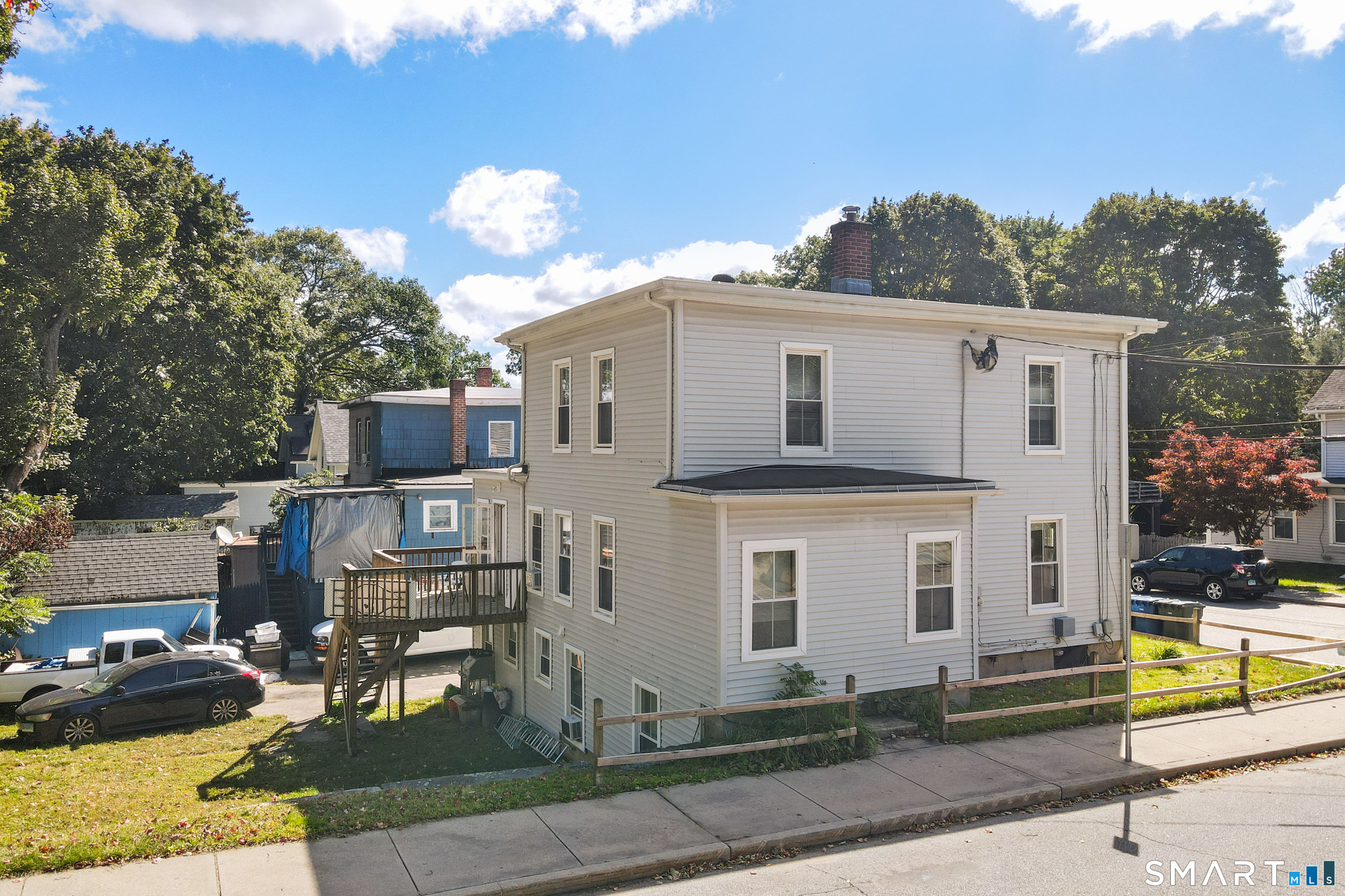 251 Summit Street photo 3