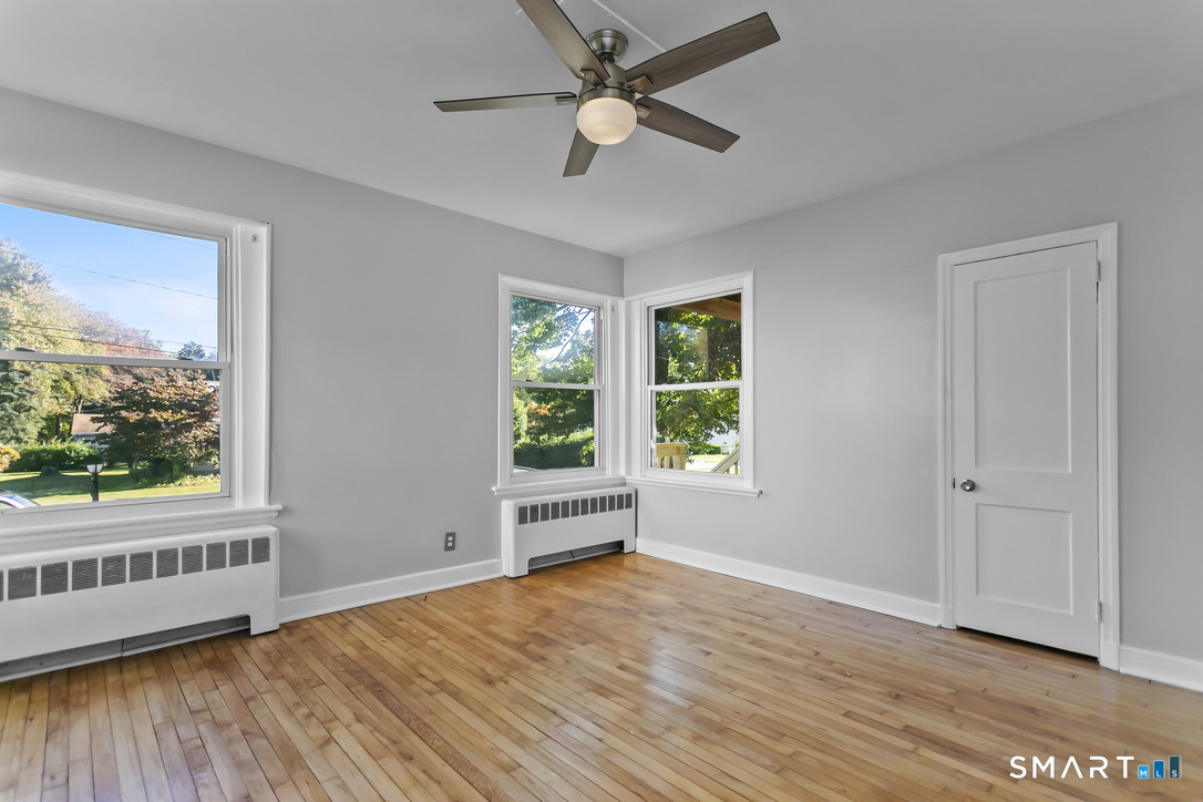 23 Frank Street photo 18