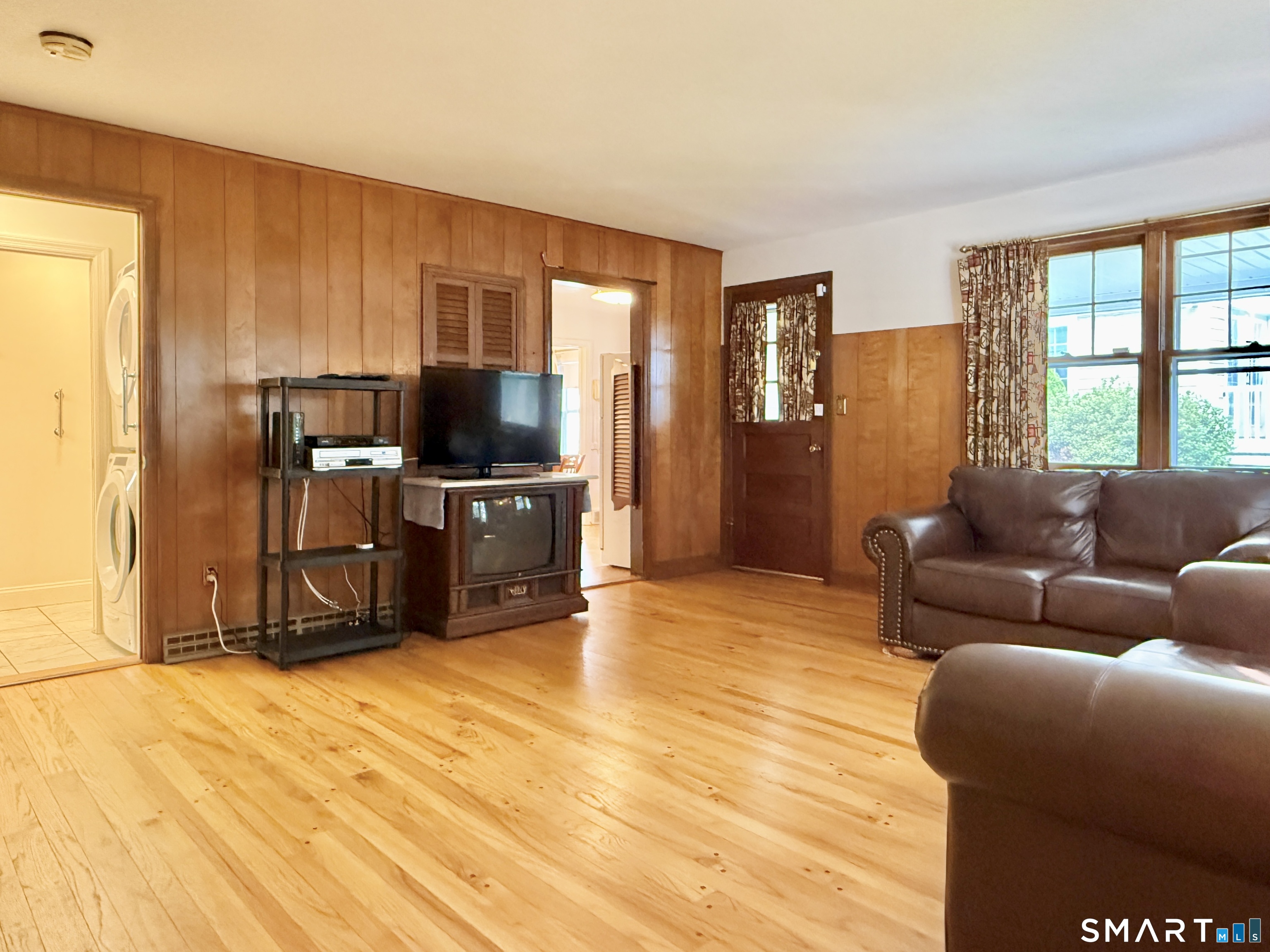 16 Aron Avenue photo 13
