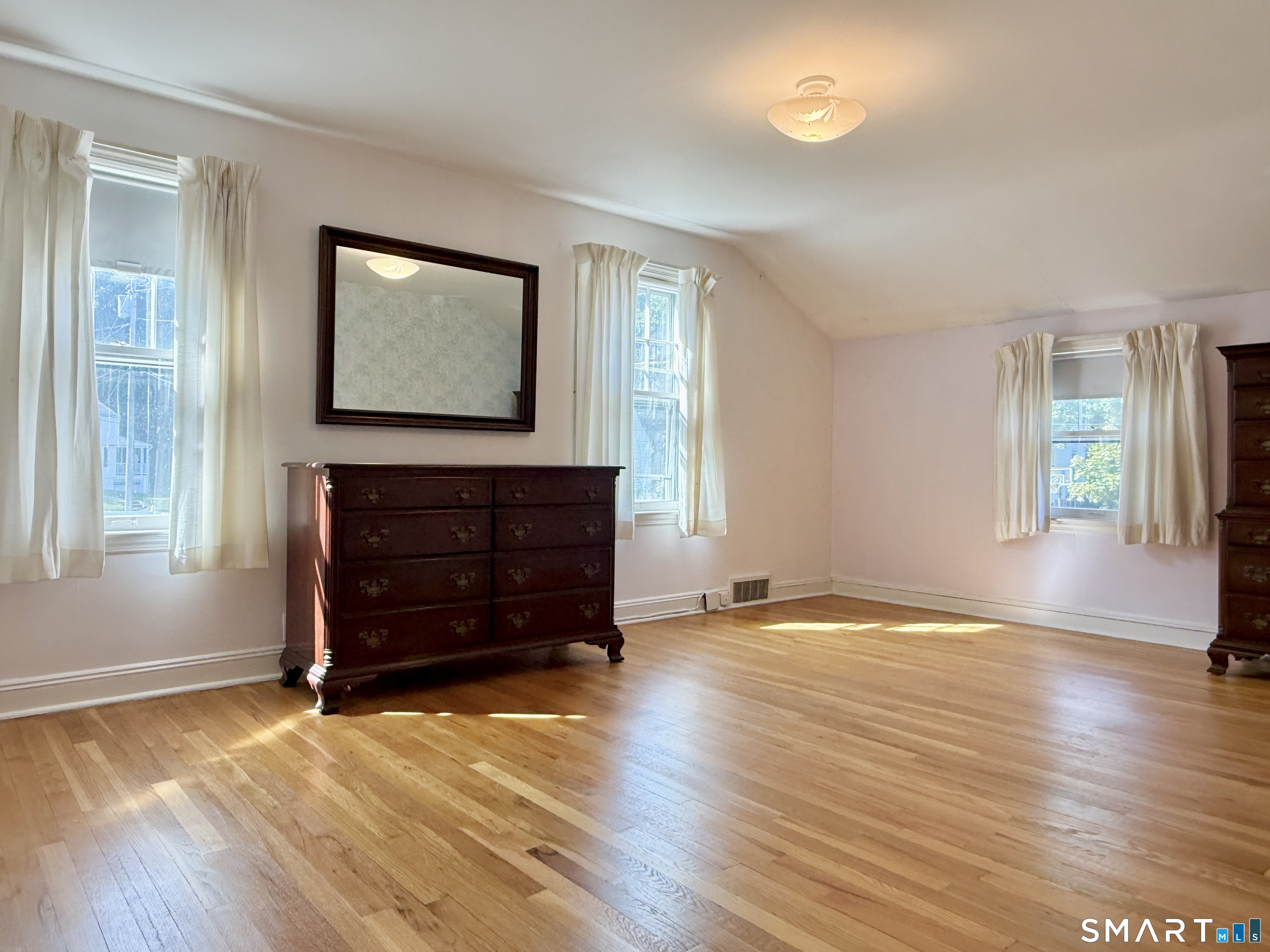 16 Aron Avenue photo 21