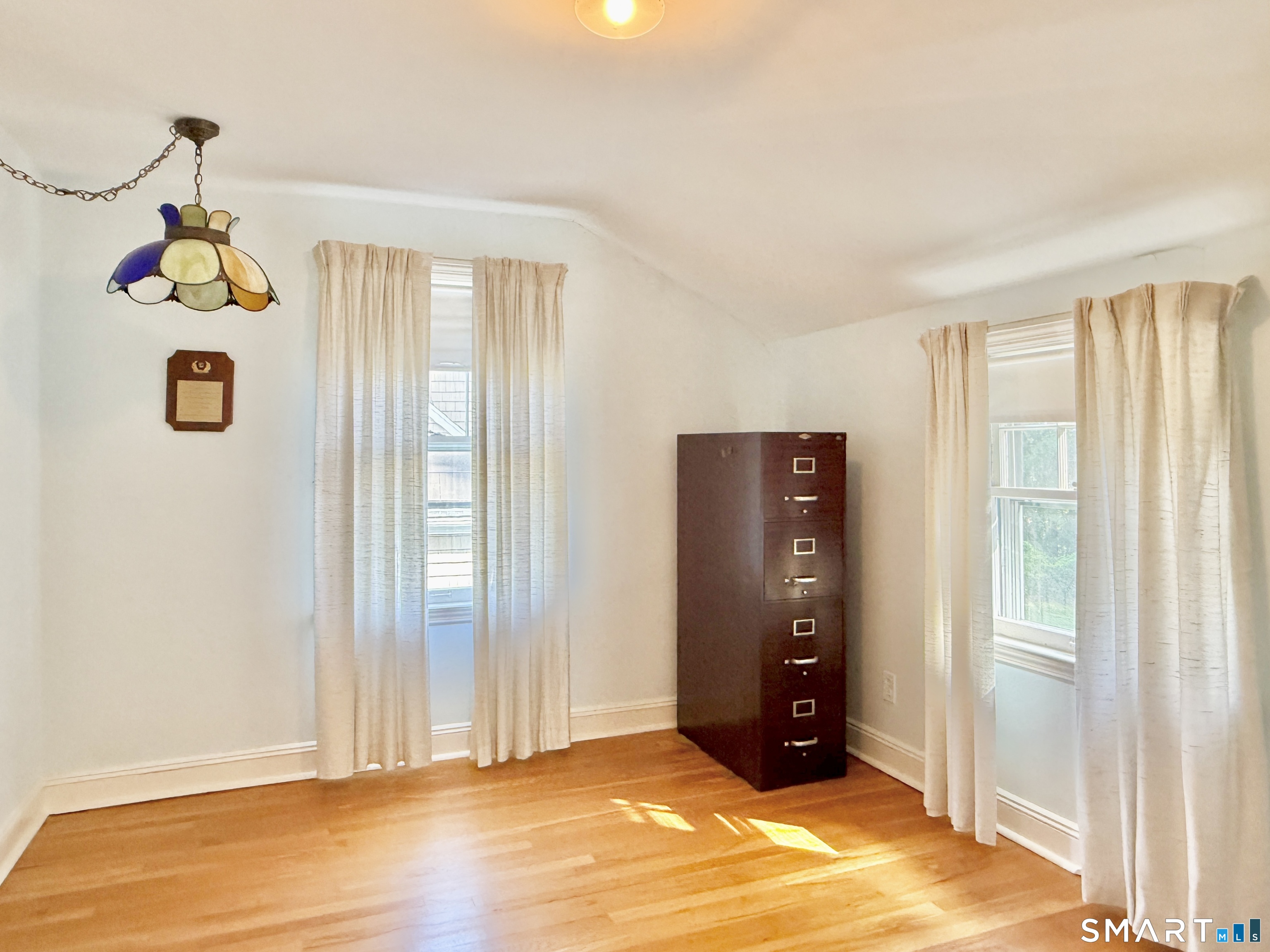16 Aron Avenue photo 28