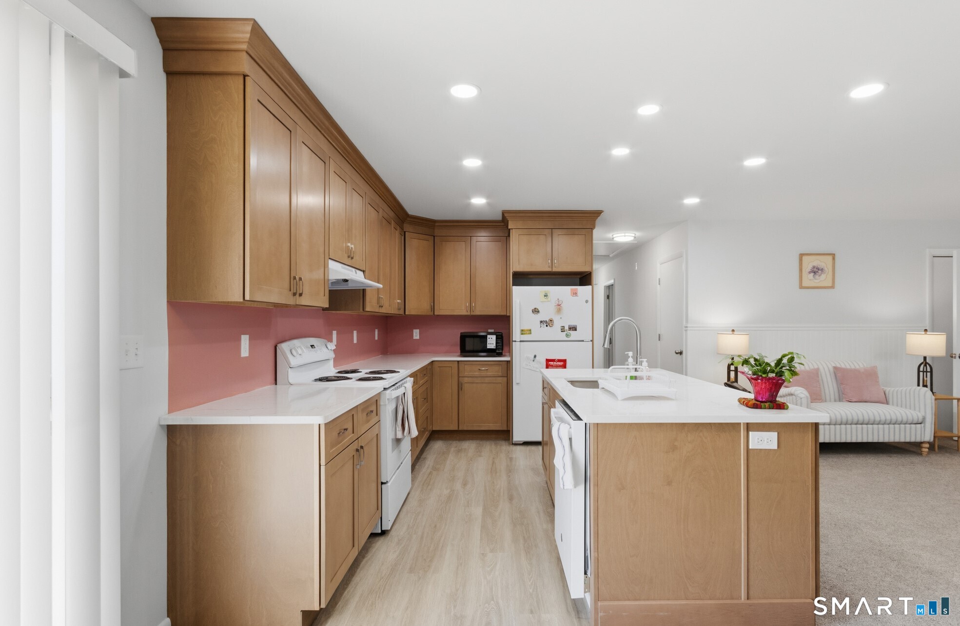 9 Evas Drive photo 4