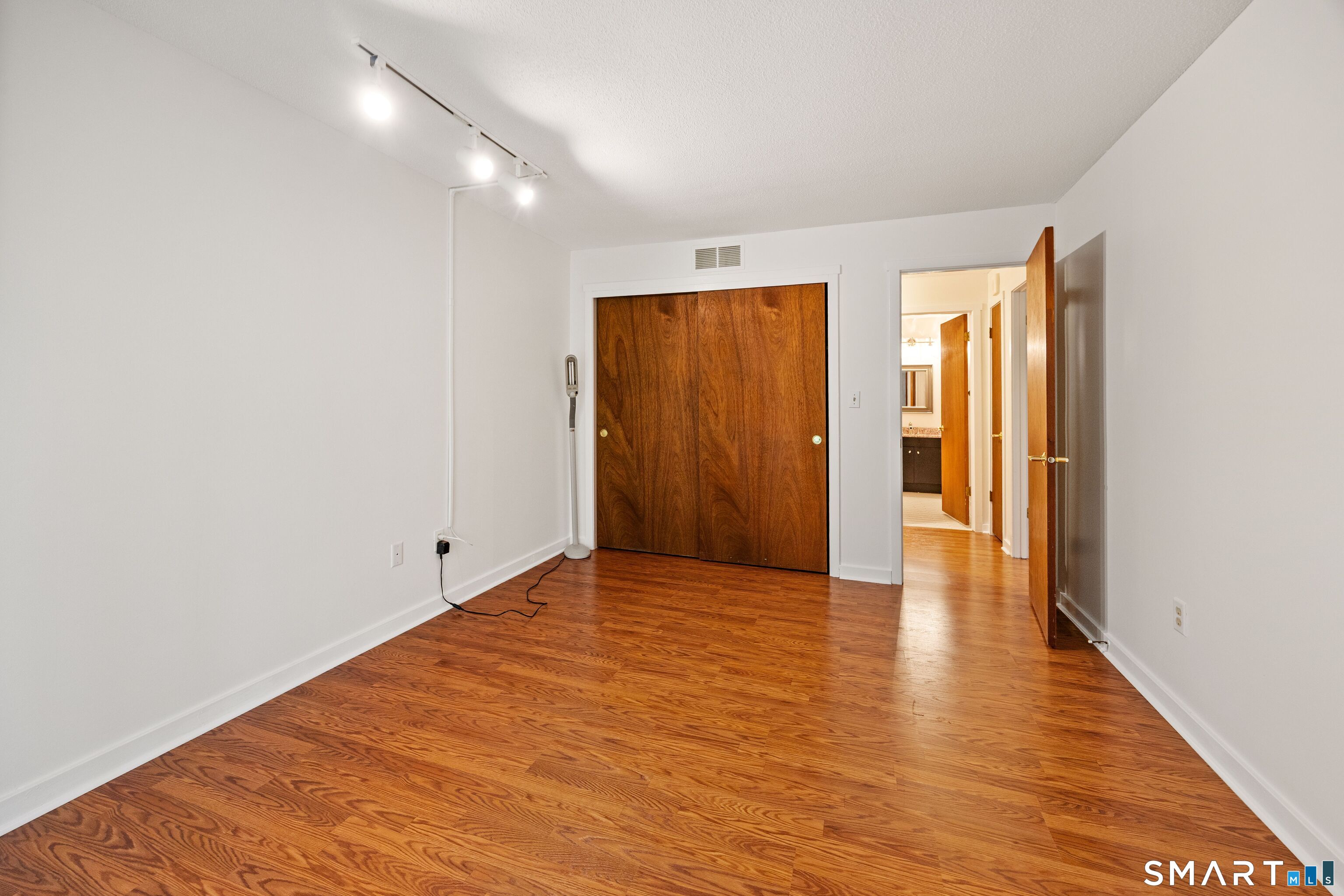 1 Hickory Hill Unit #1 photo 23