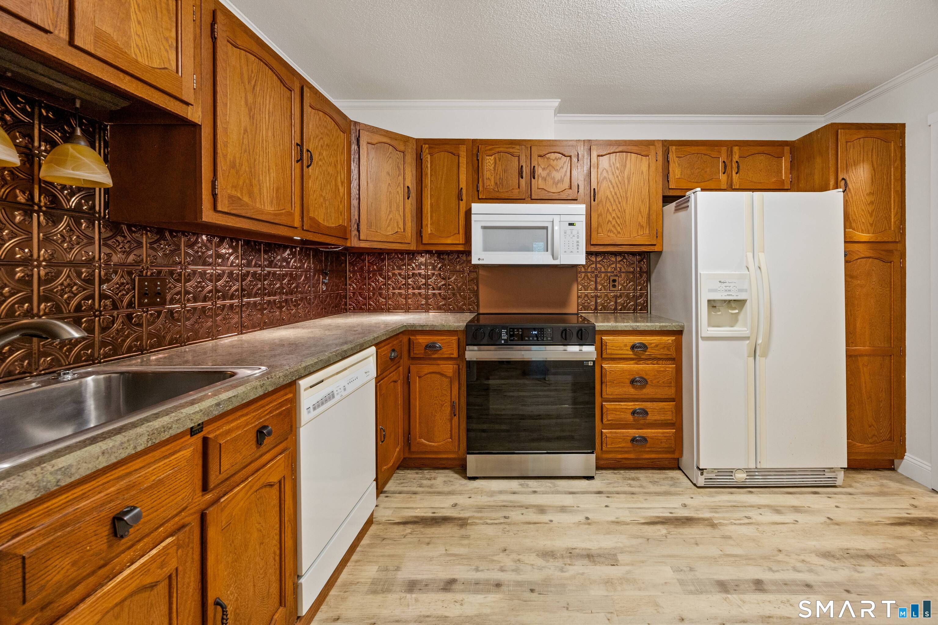 1 Hickory Hill Unit #1 photo 10