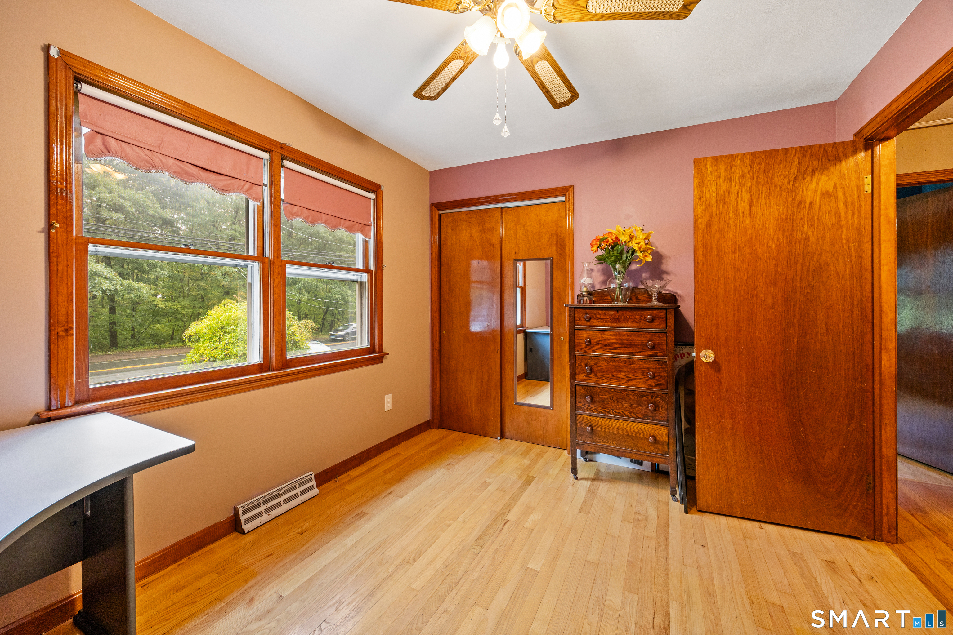 1140 Shepard Avenue photo 18