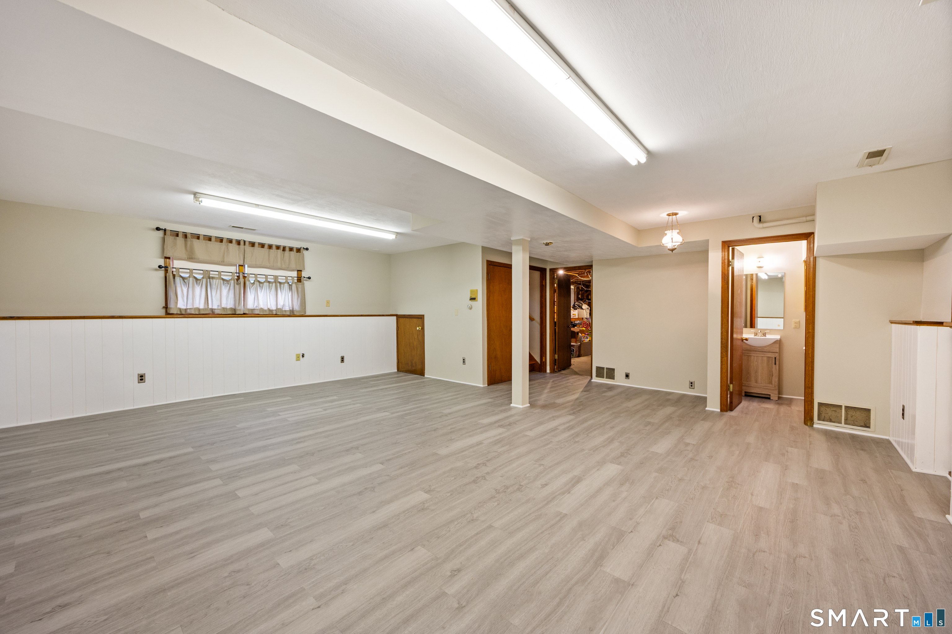 1140 Shepard Avenue photo 21