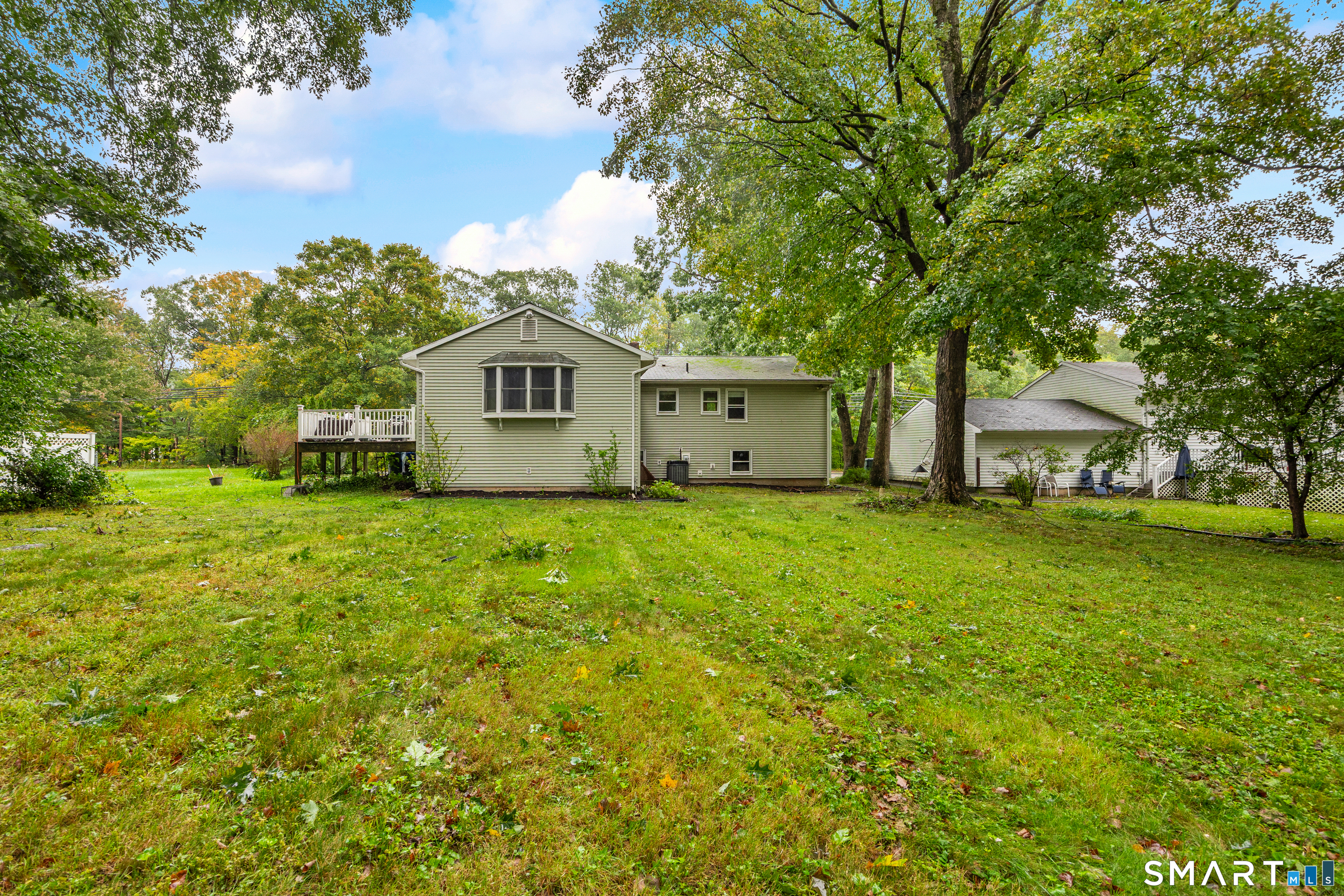 1140 Shepard Avenue photo 32