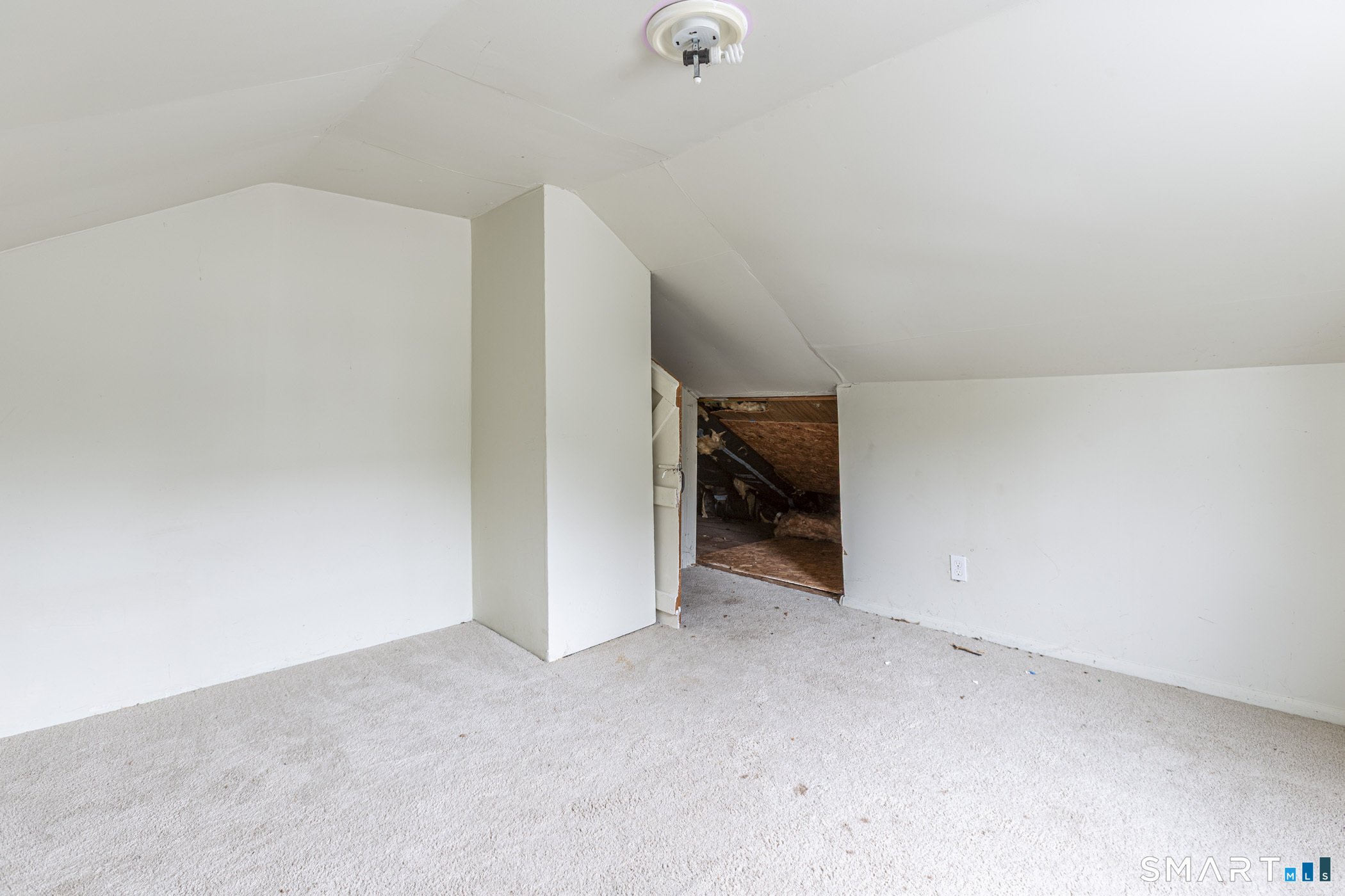 38 Happy Street, Norwich, CT 06360