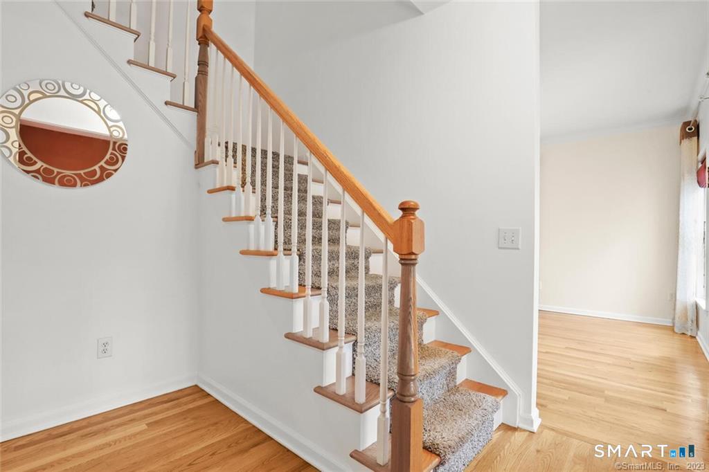 22 Apollo Road photo 3