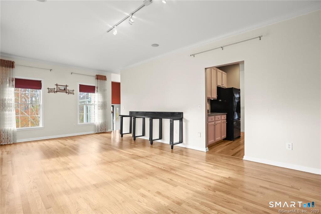 22 Apollo Road photo 6