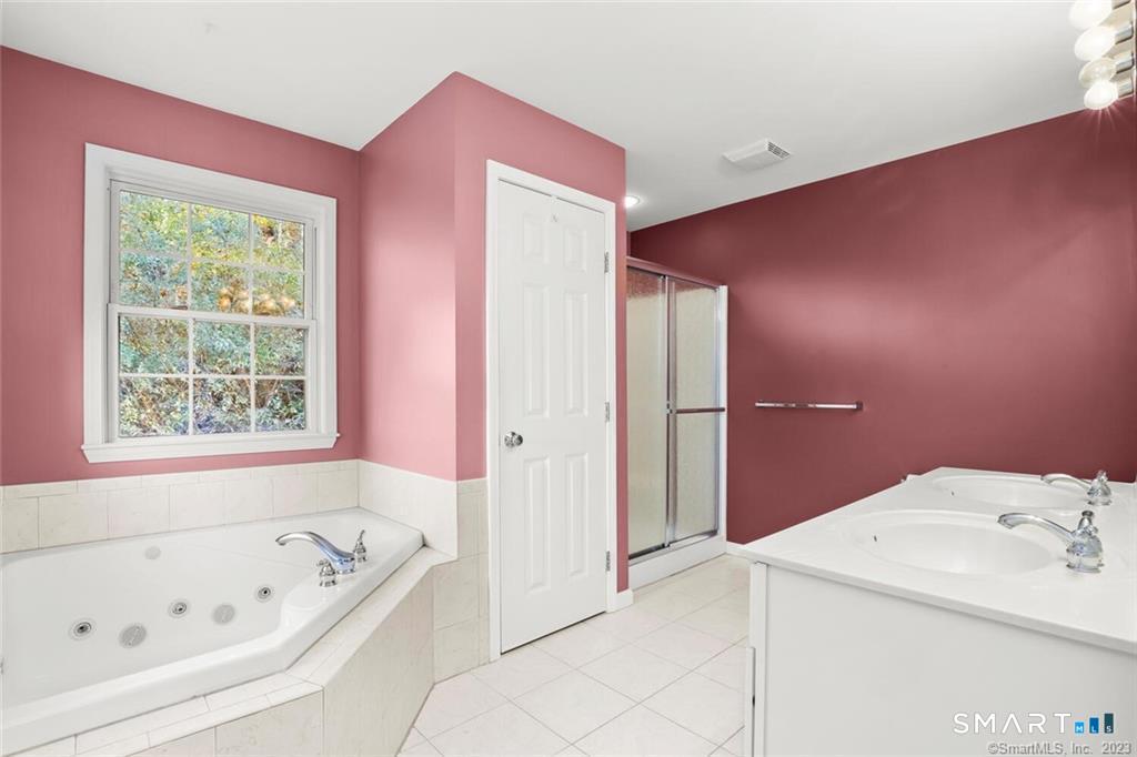 22 Apollo Road photo 19
