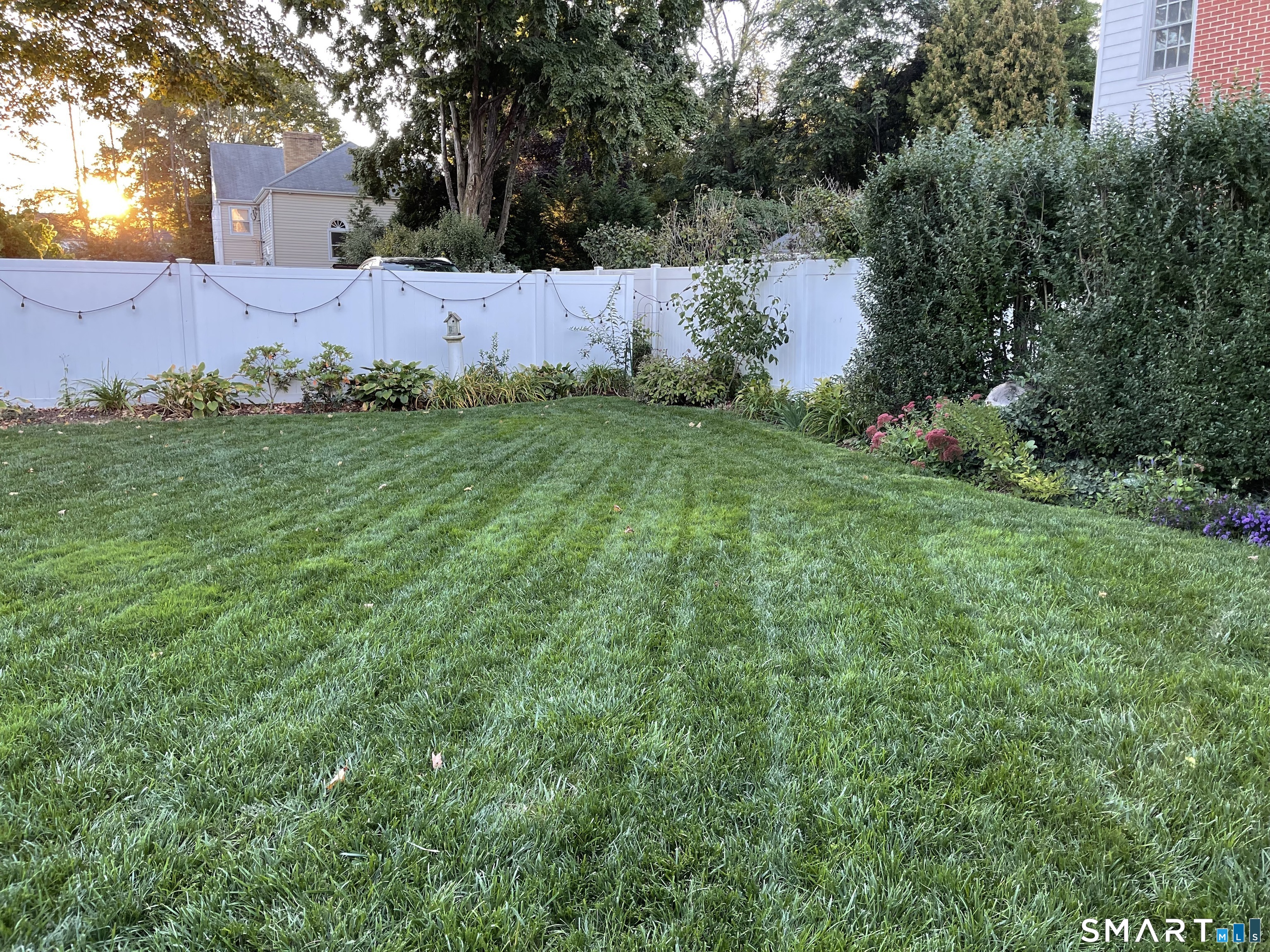 126 East Avenue photo 2