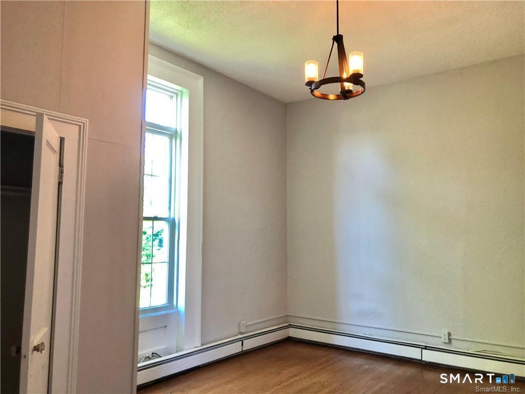 548 Chapel Street Unit #1r photo 3
