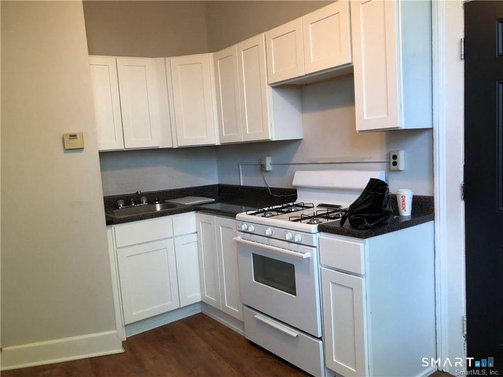 548 Chapel Street Unit #1r photo 5