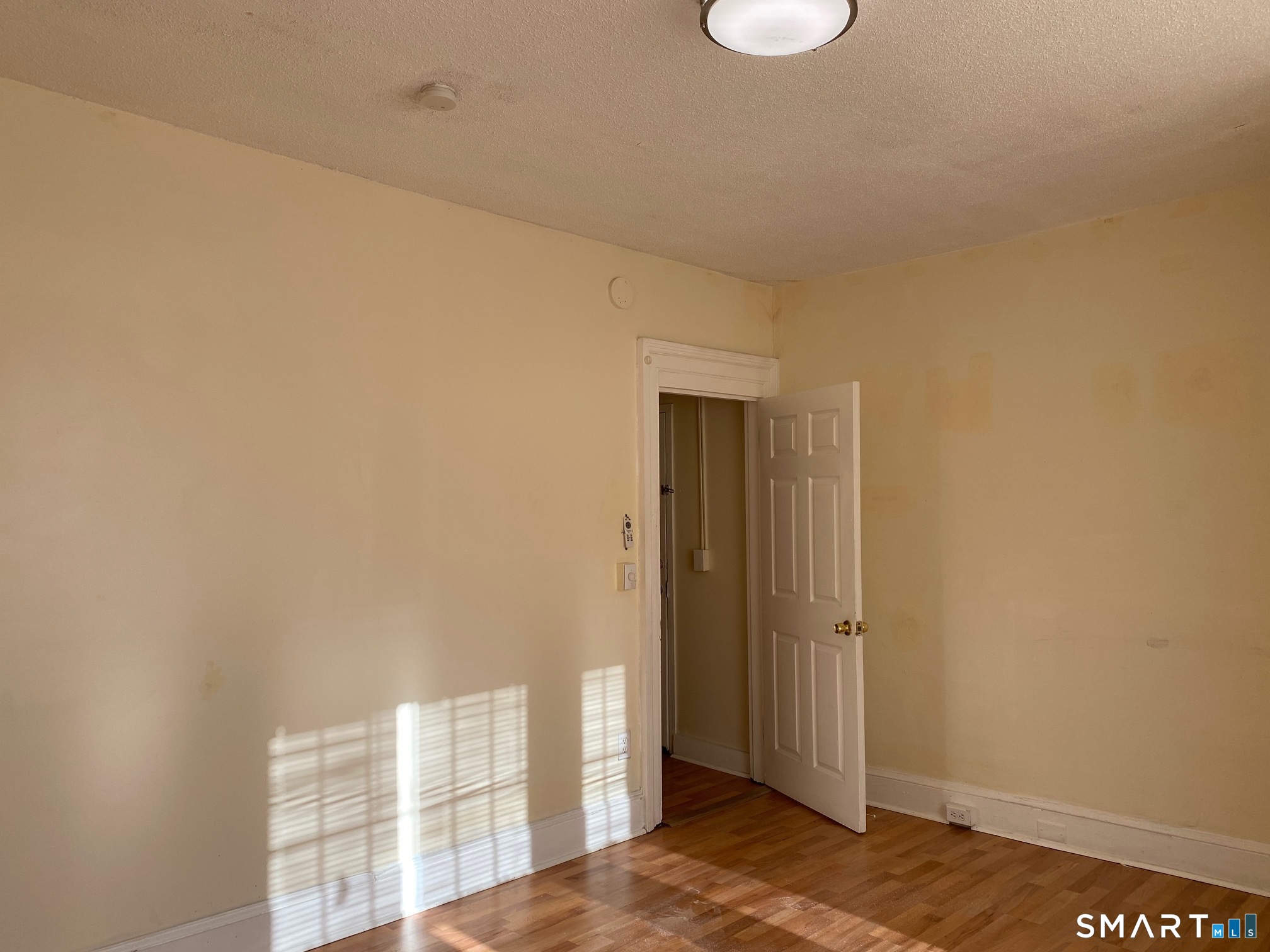 134 Chestnut Avenue photo 9