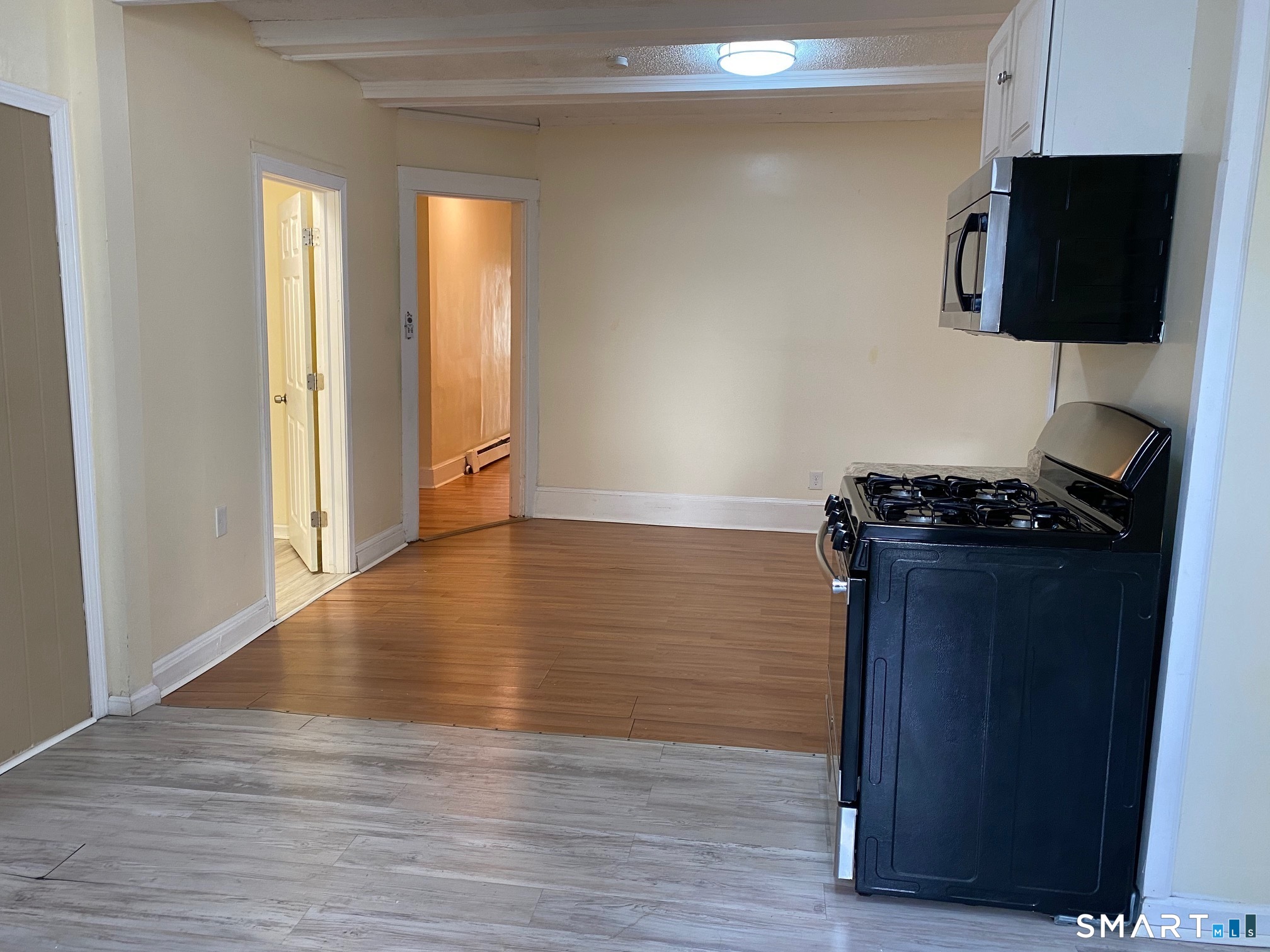 134 Chestnut Avenue photo 4