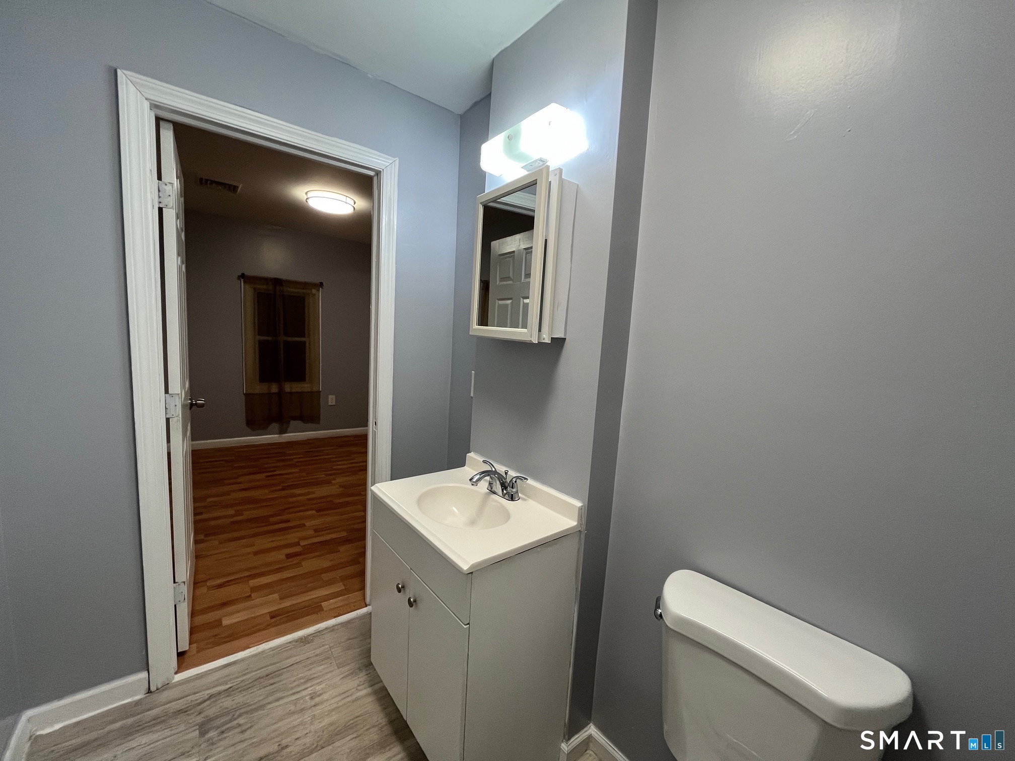 96 Hill Street photo 25