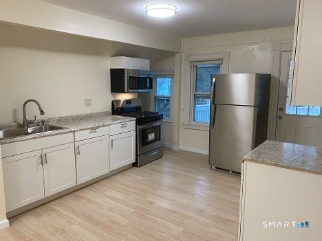96 Hill Street photo 4