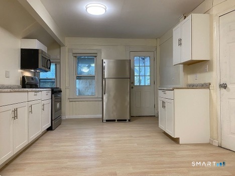 96 Hill Street photo 6