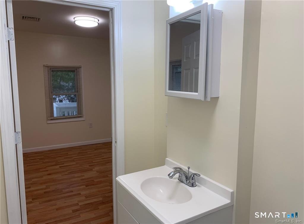 96 Hill Street photo 18