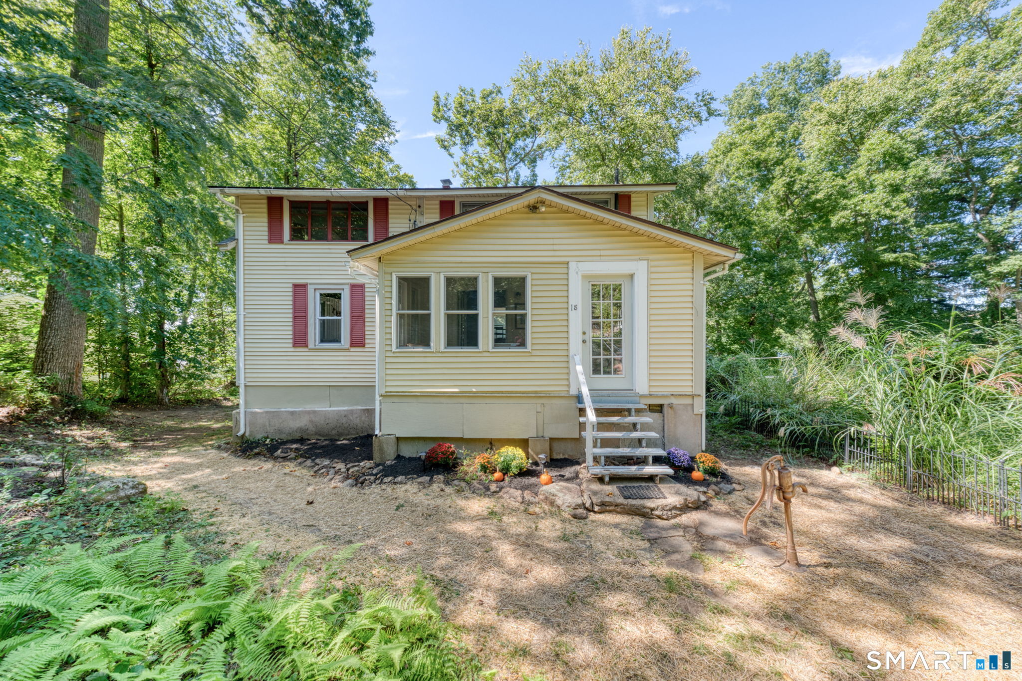 18 Brook Trail