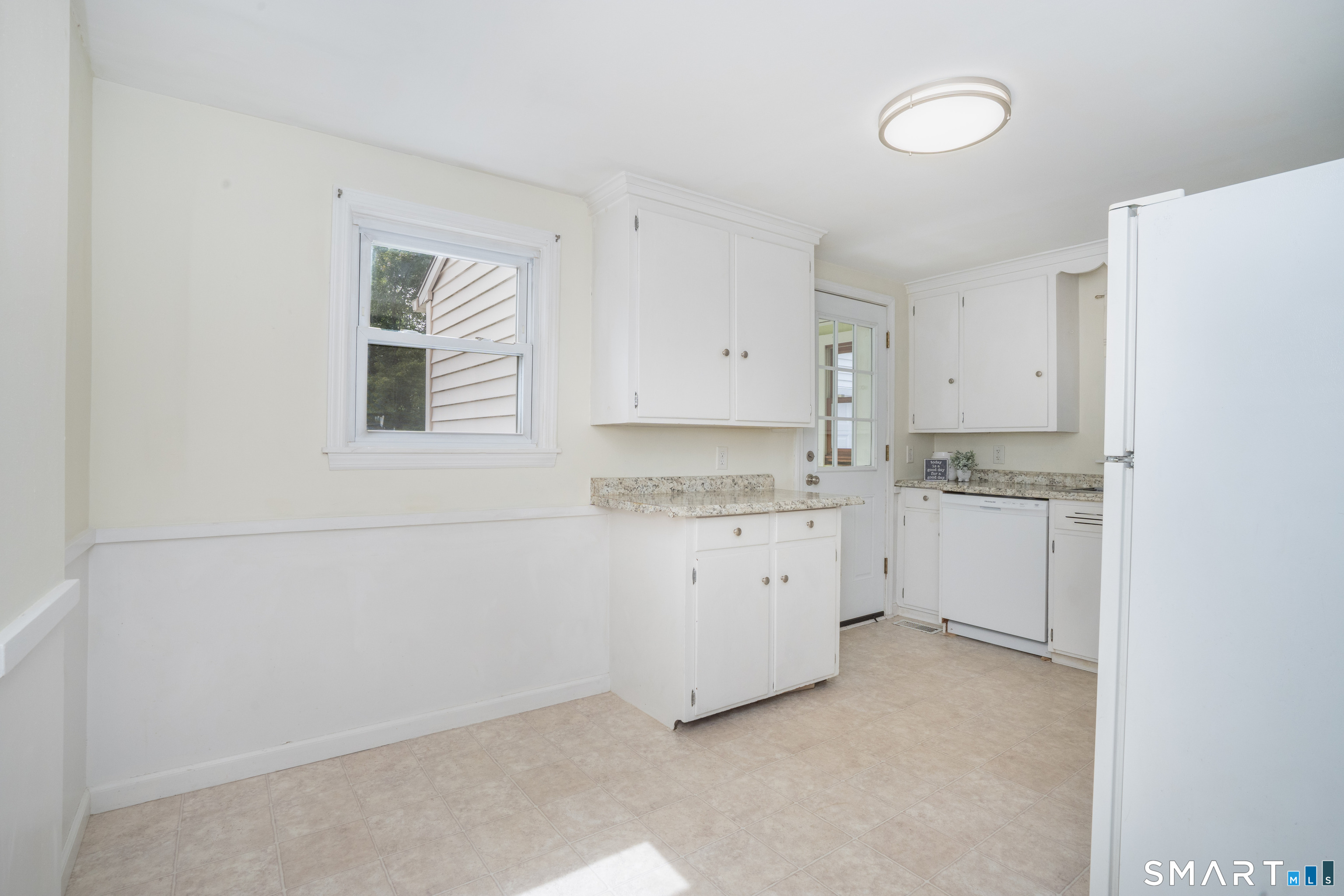 394 Mill Street photo 13