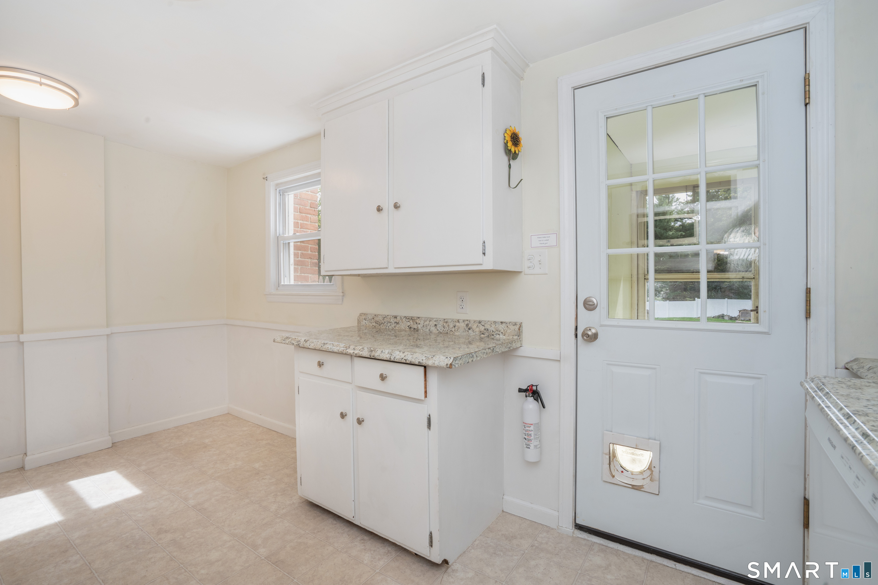 394 Mill Street photo 11