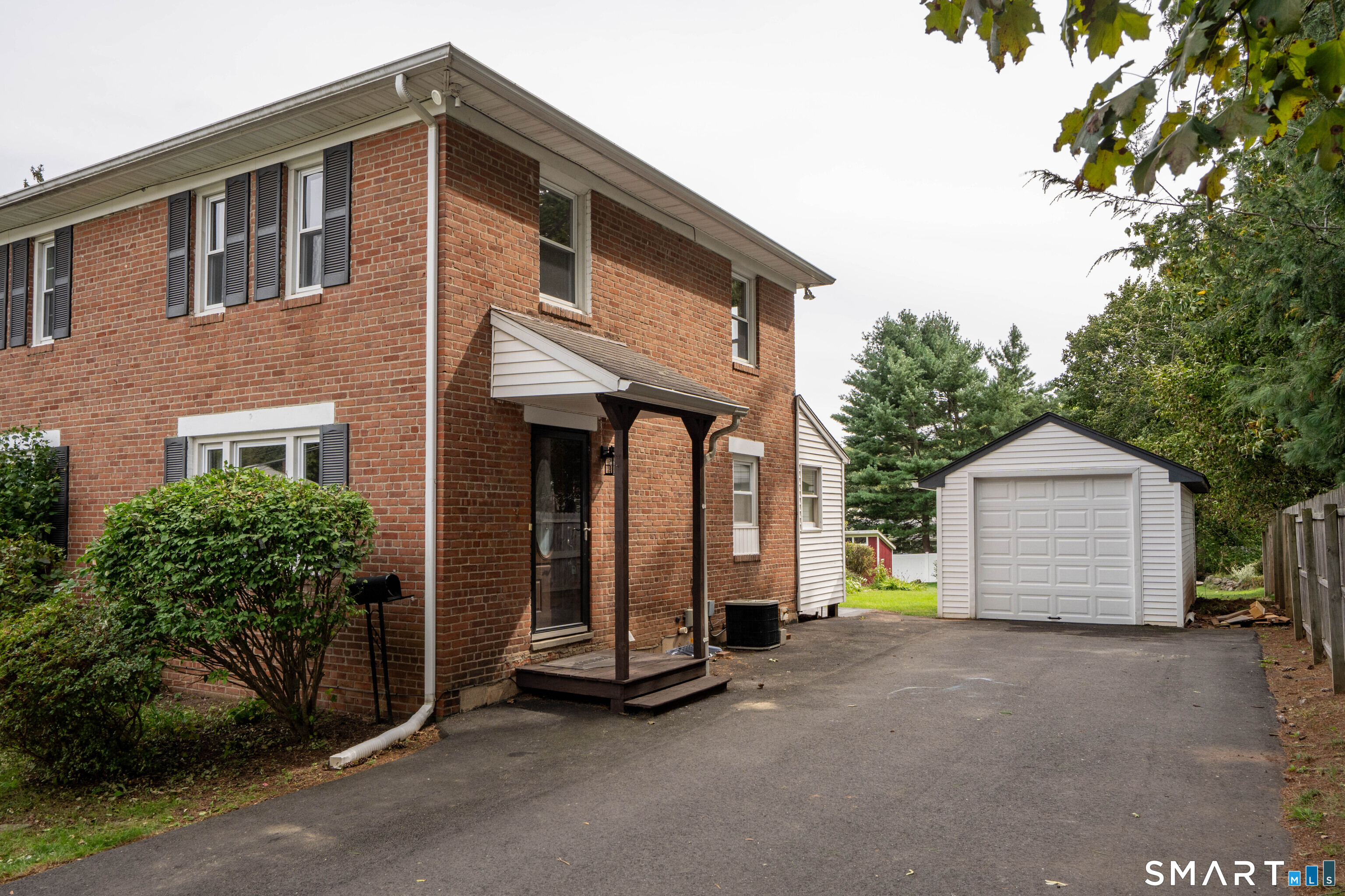 394 Mill Street photo 36