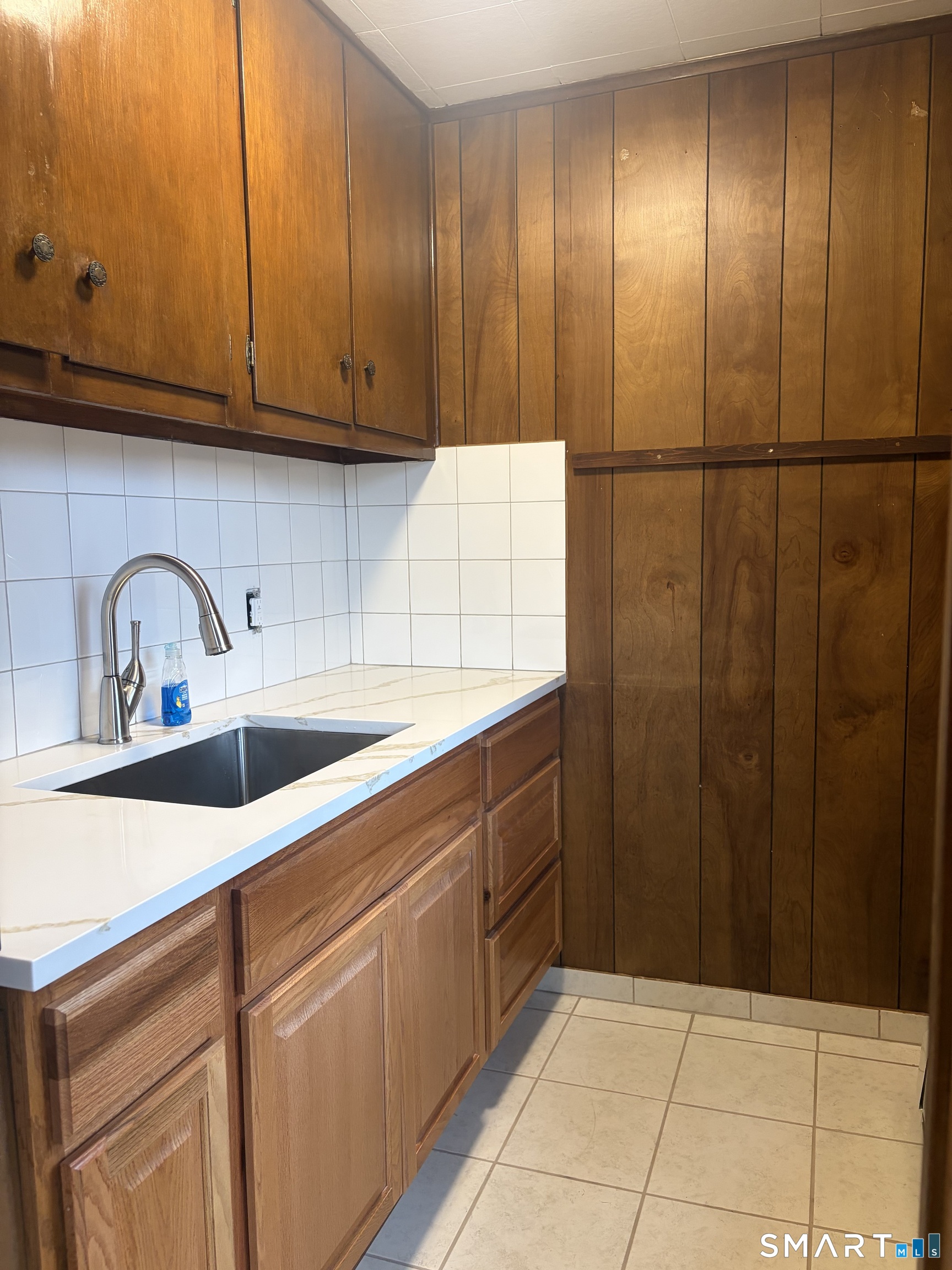 253 Noble Street Unit #1 photo 8