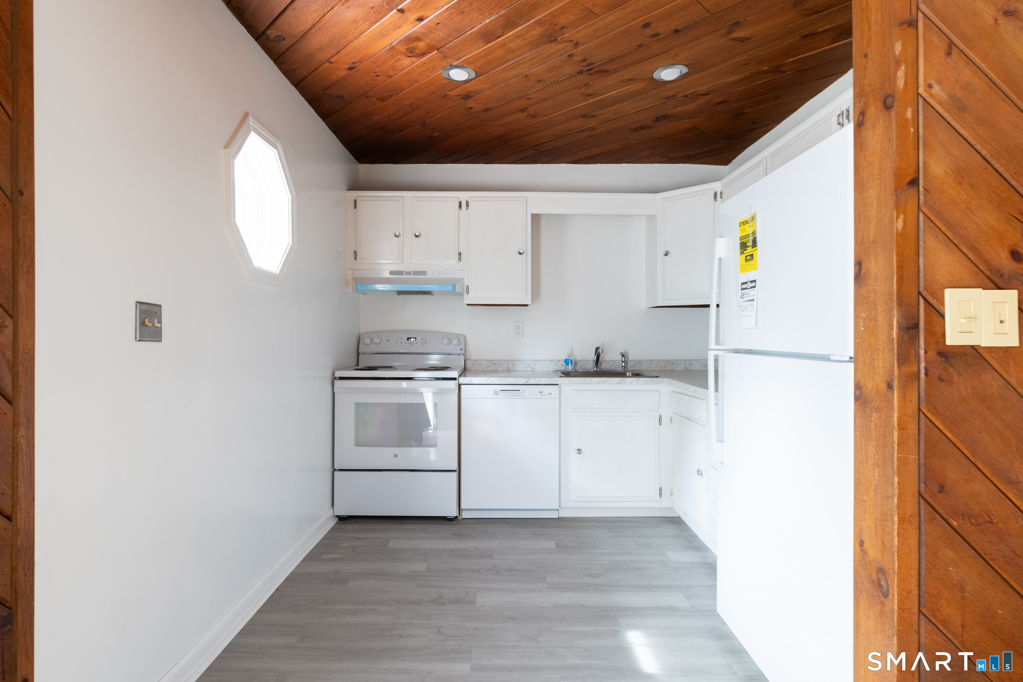 9 Howard Road, Durham, CT 06422