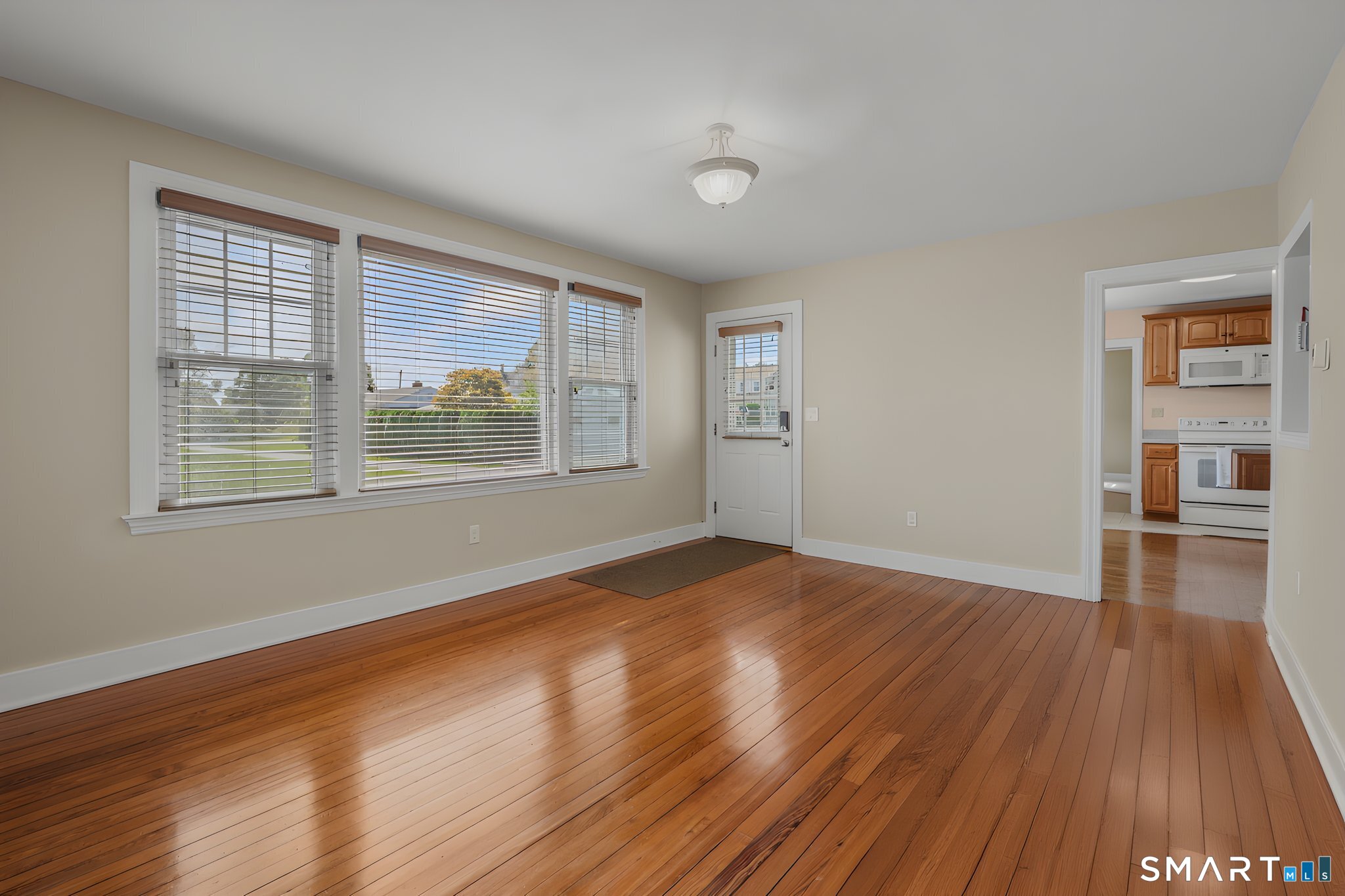 37 Gardner Avenue, New London, CT 06320