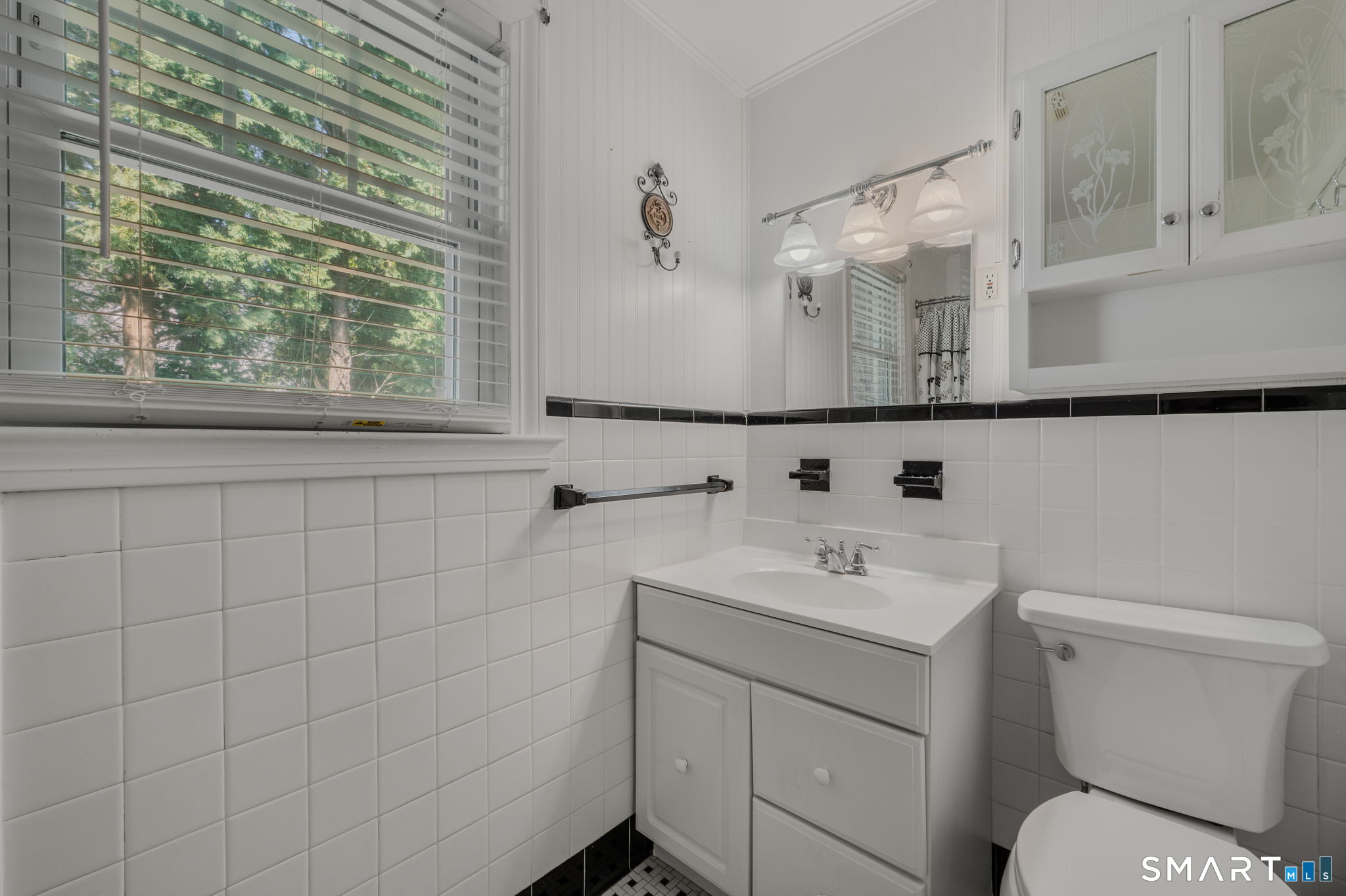 37 Gardner Avenue, New London, CT 06320