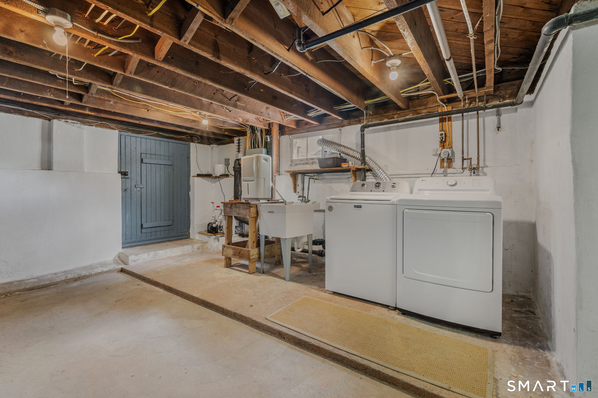37 Gardner Avenue, New London, CT 06320