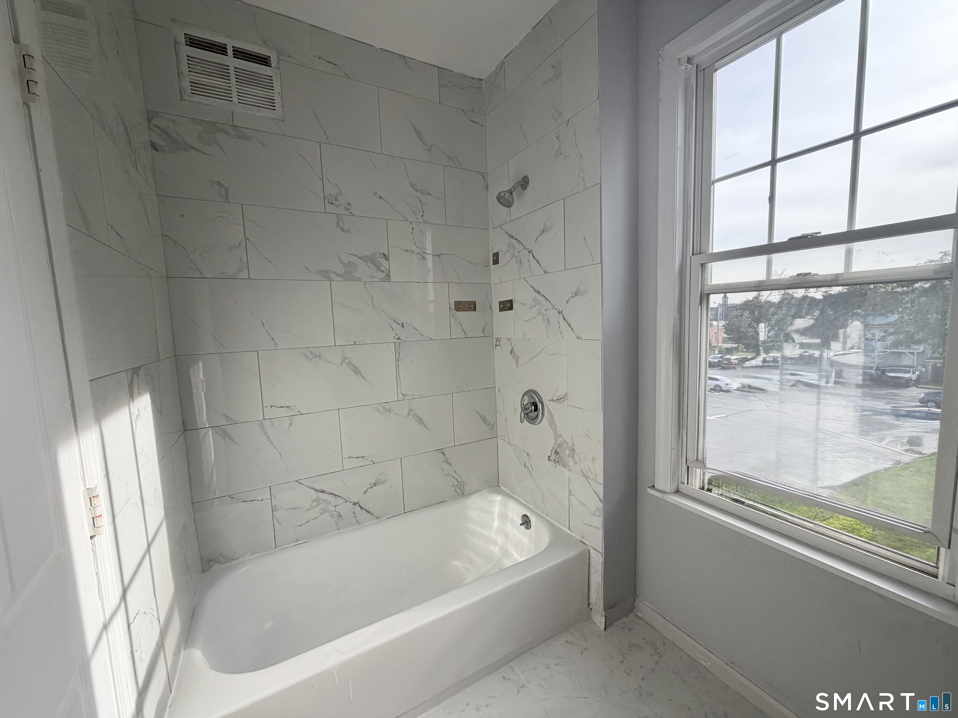 136 Washington Terrace photo 10