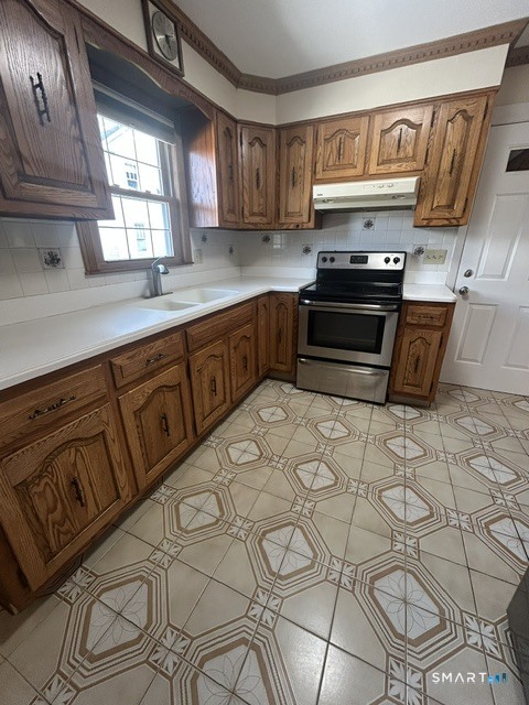 57 Avon Avenue photo 3