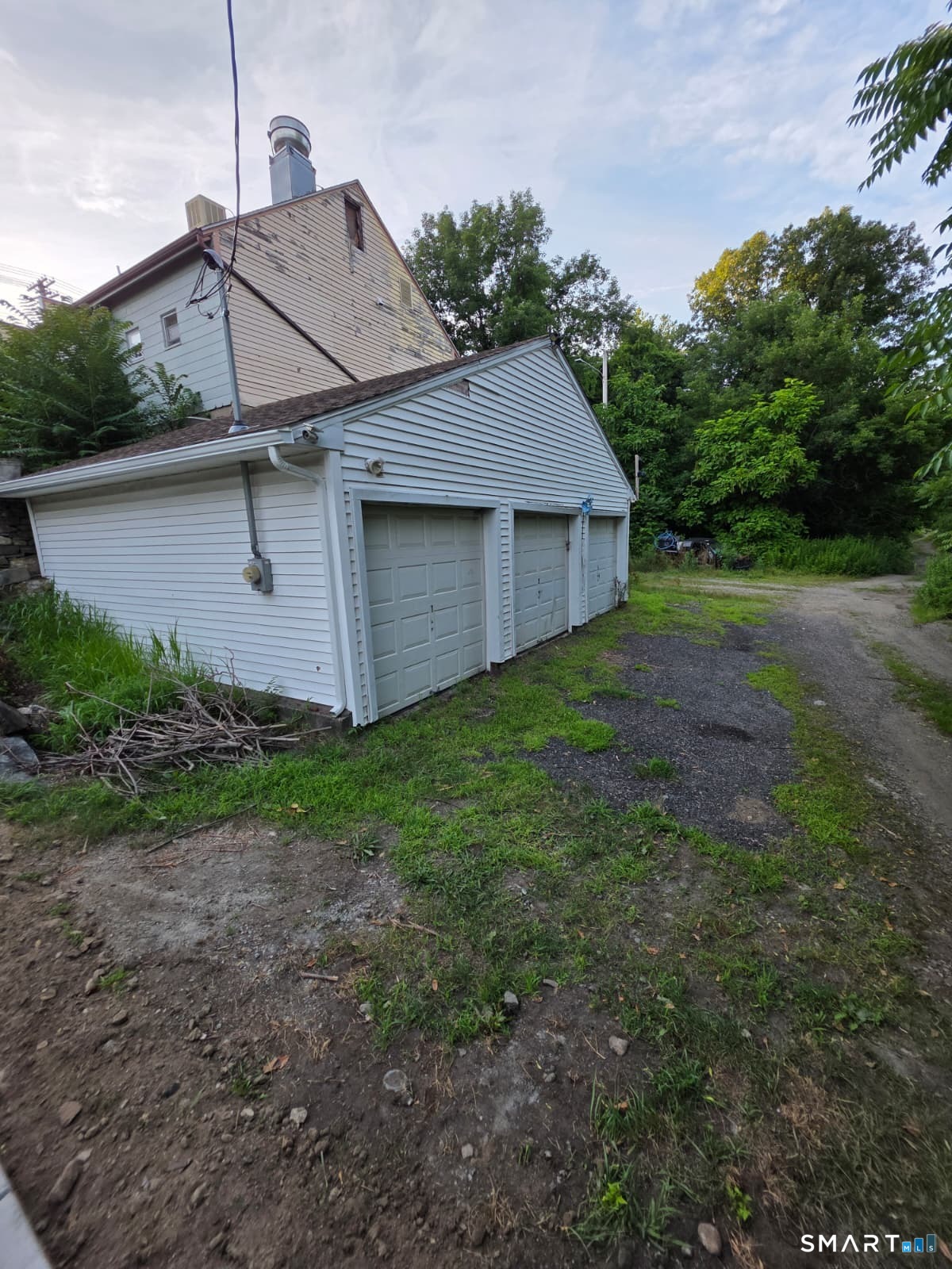 625 North Main Street photo 17